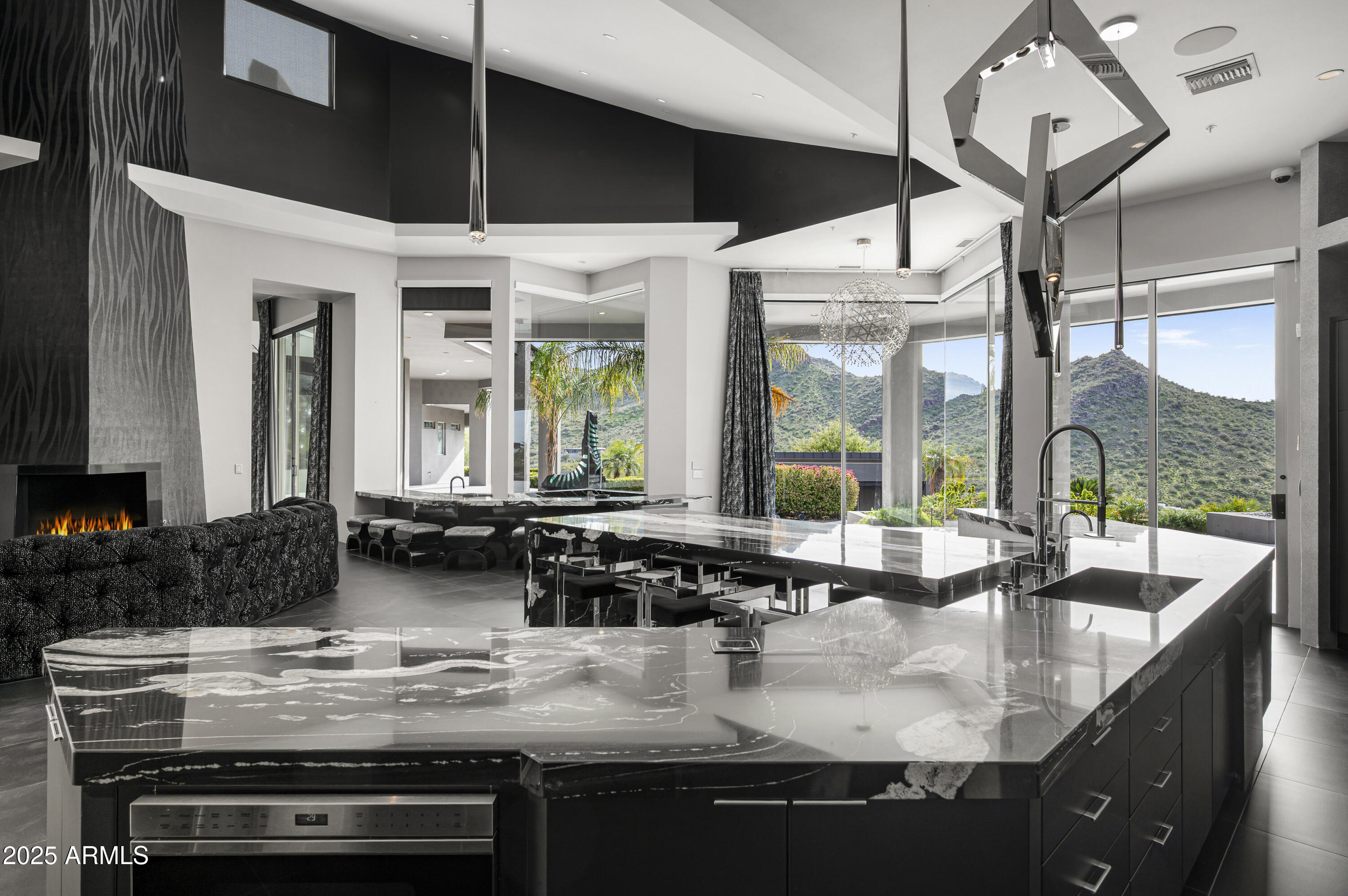 CANYON HEIGHTS - Residential