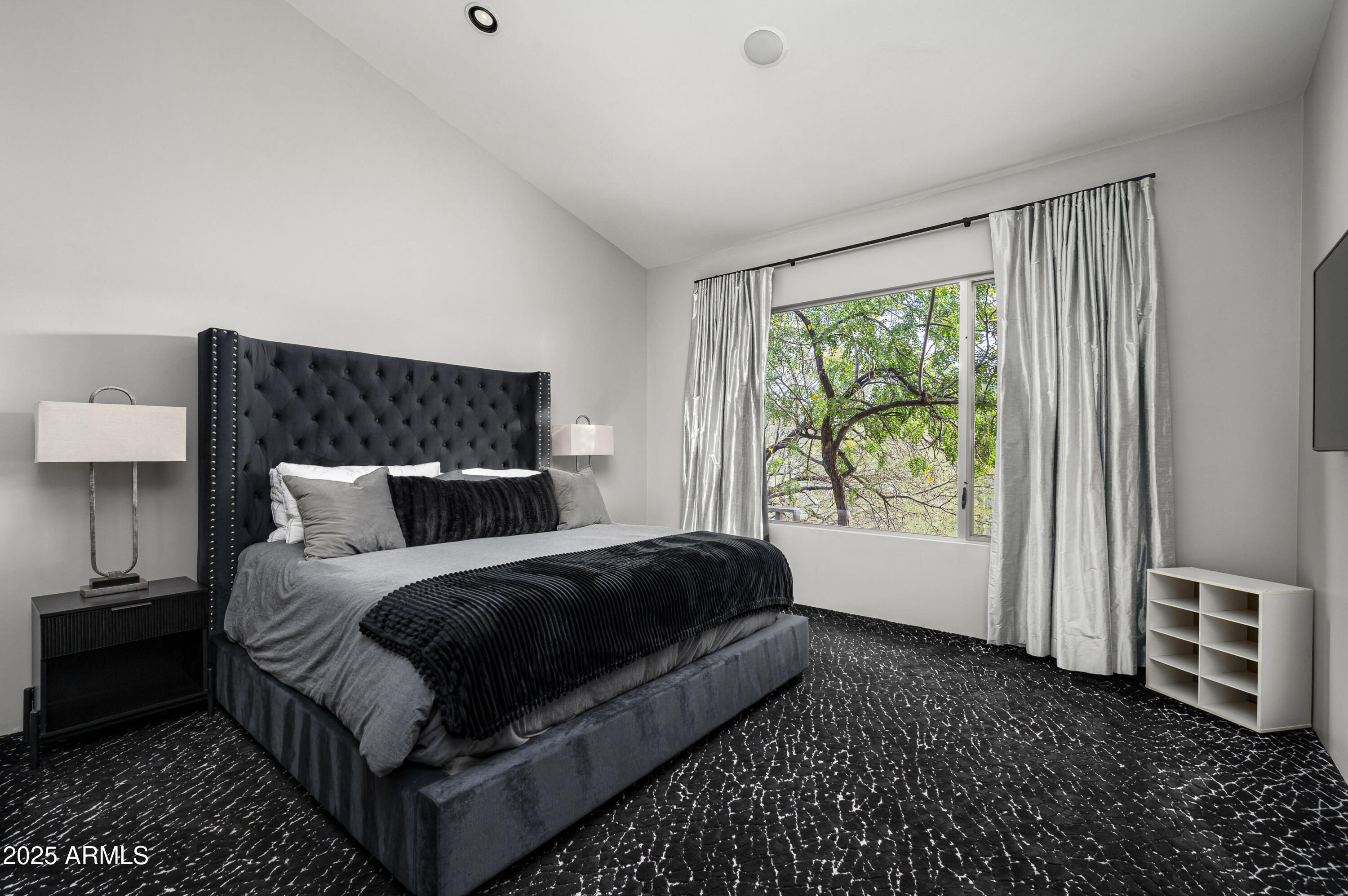 CANYON HEIGHTS - Residential