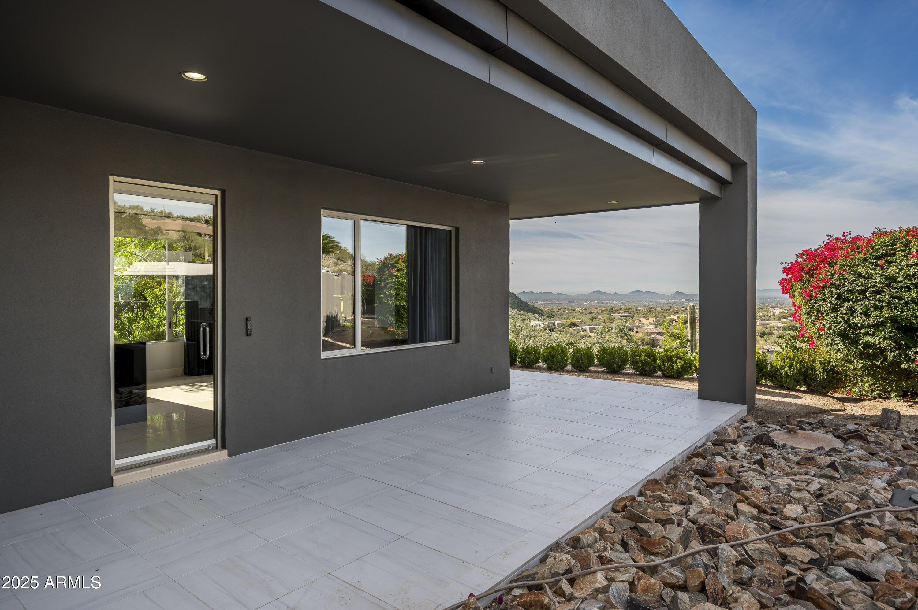 CANYON HEIGHTS - Residential
