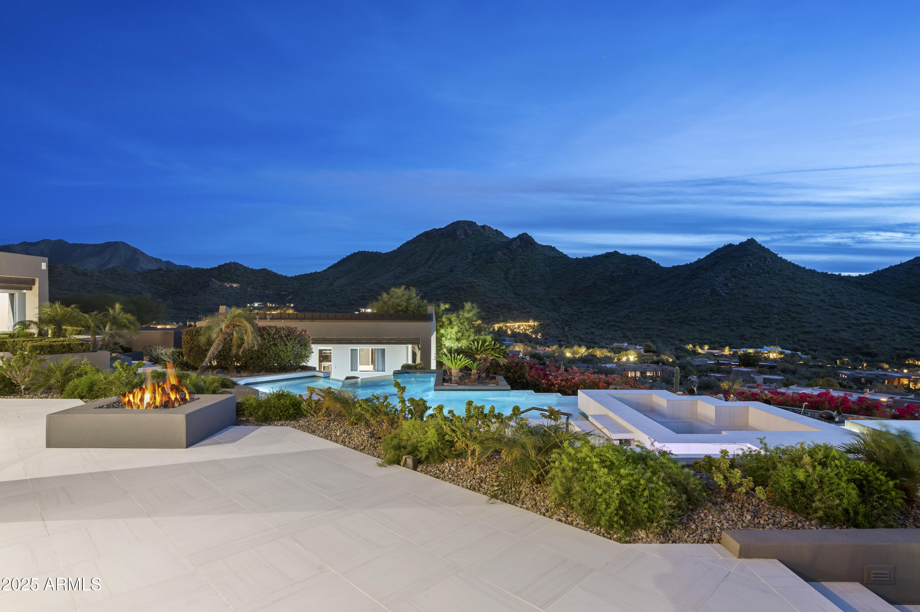 CANYON HEIGHTS - Residential