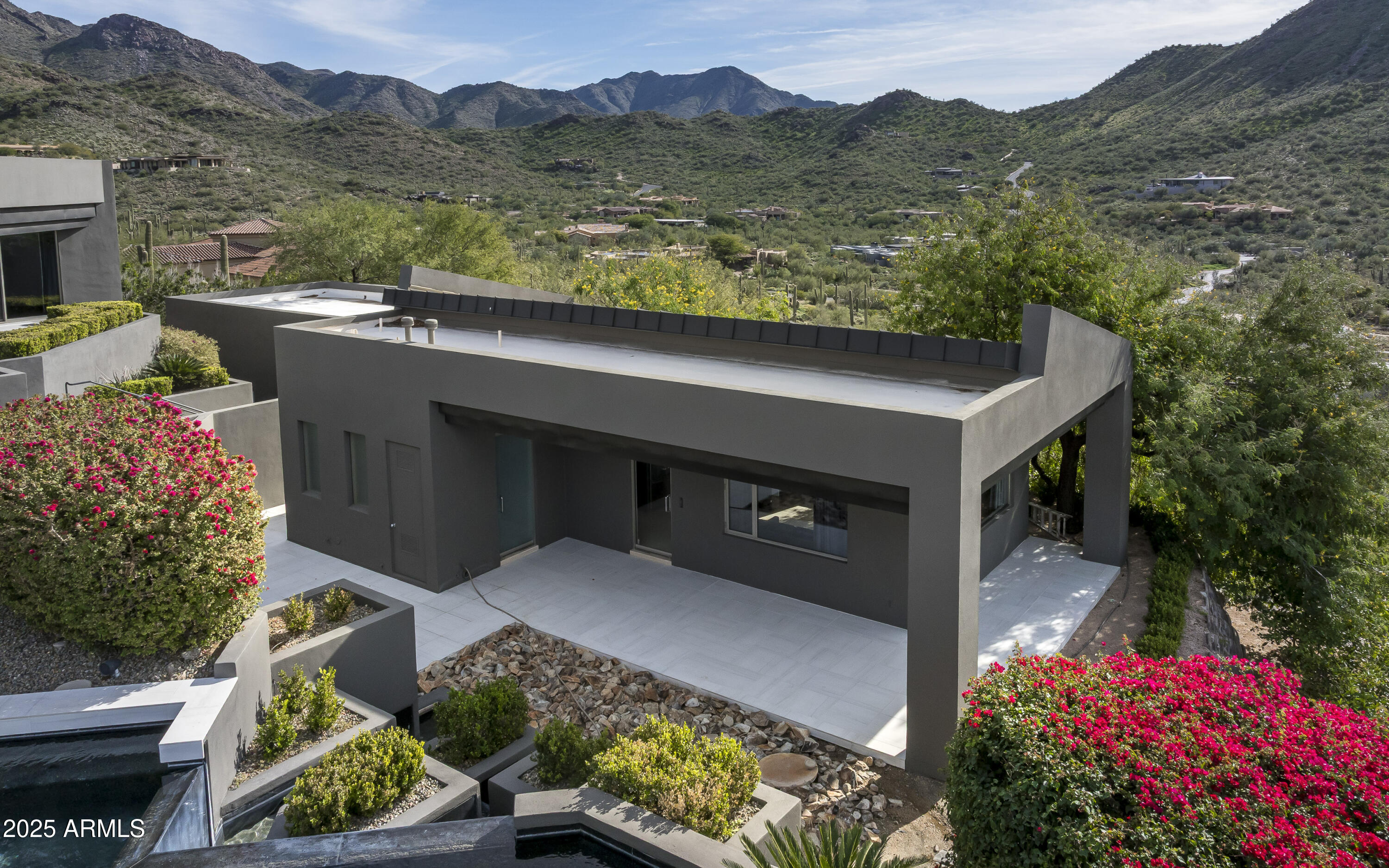 CANYON HEIGHTS - Residential