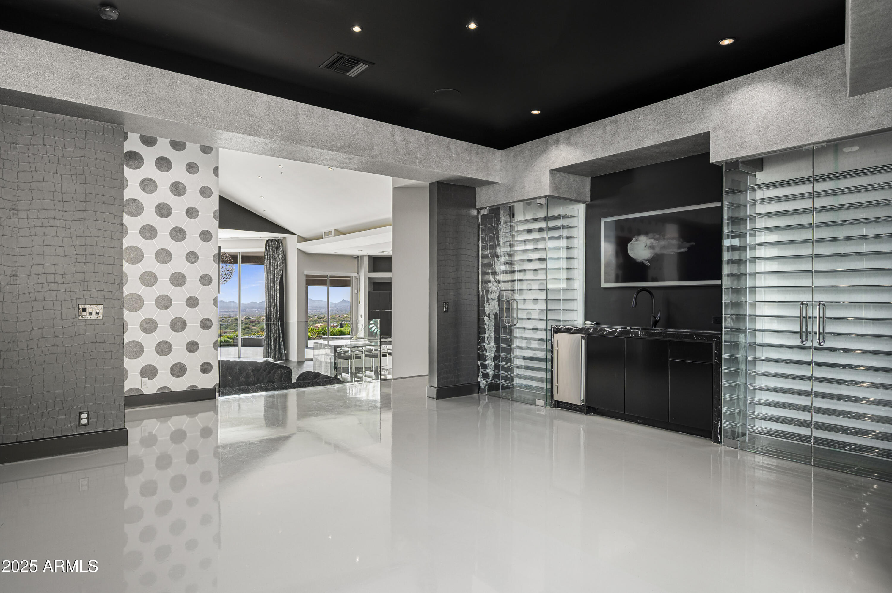 CANYON HEIGHTS - Residential