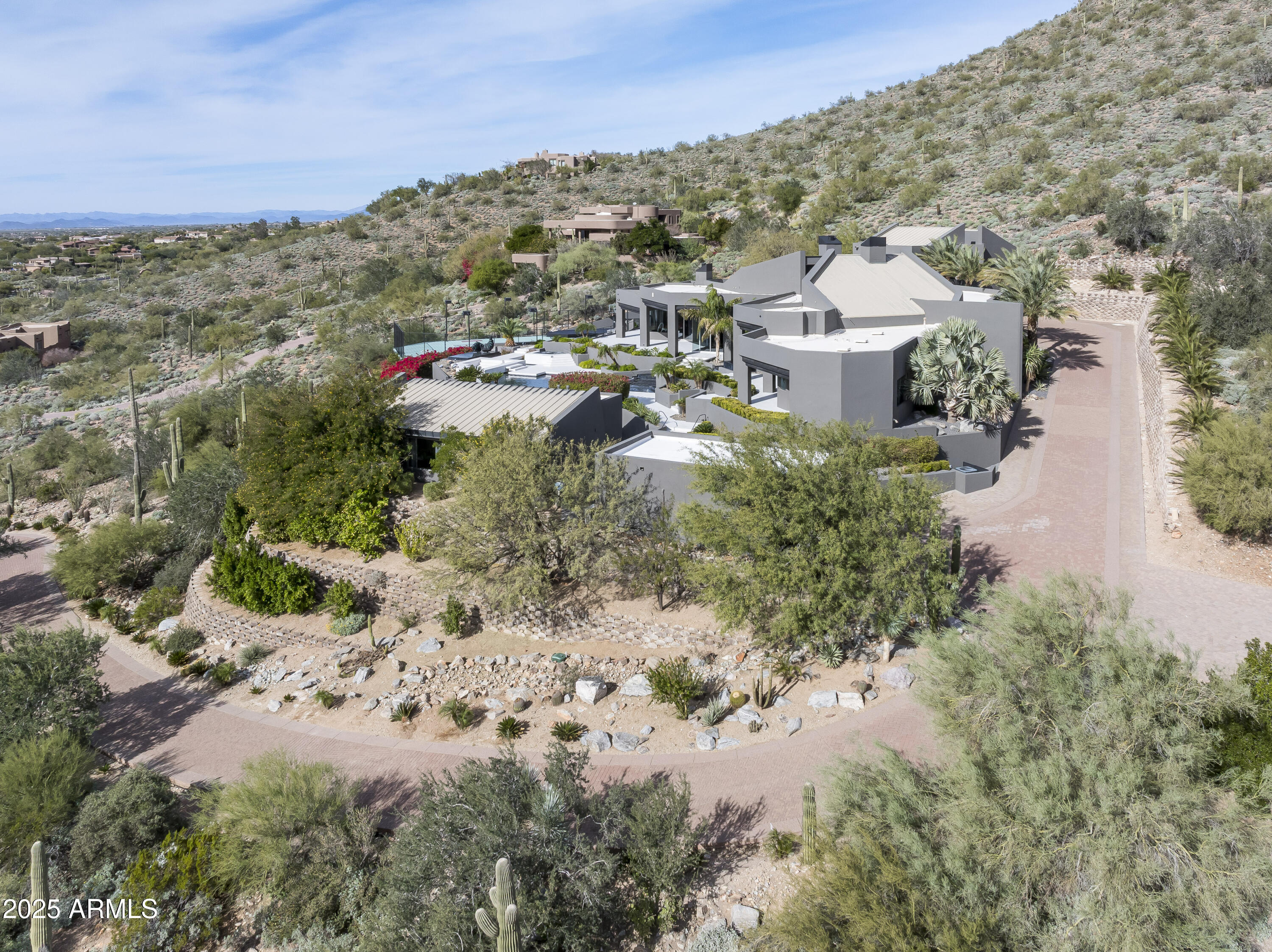 CANYON HEIGHTS - Residential