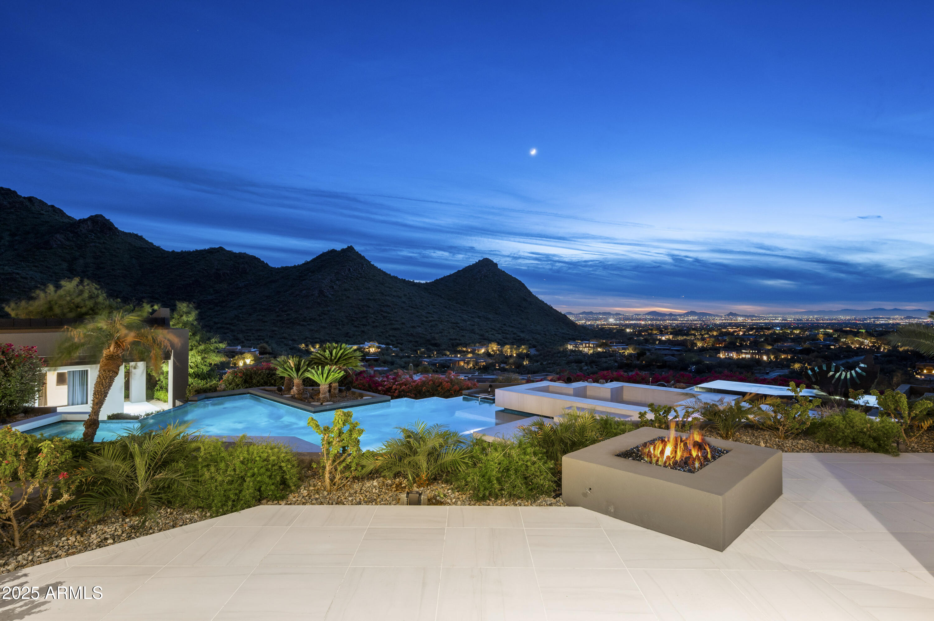 CANYON HEIGHTS - Residential