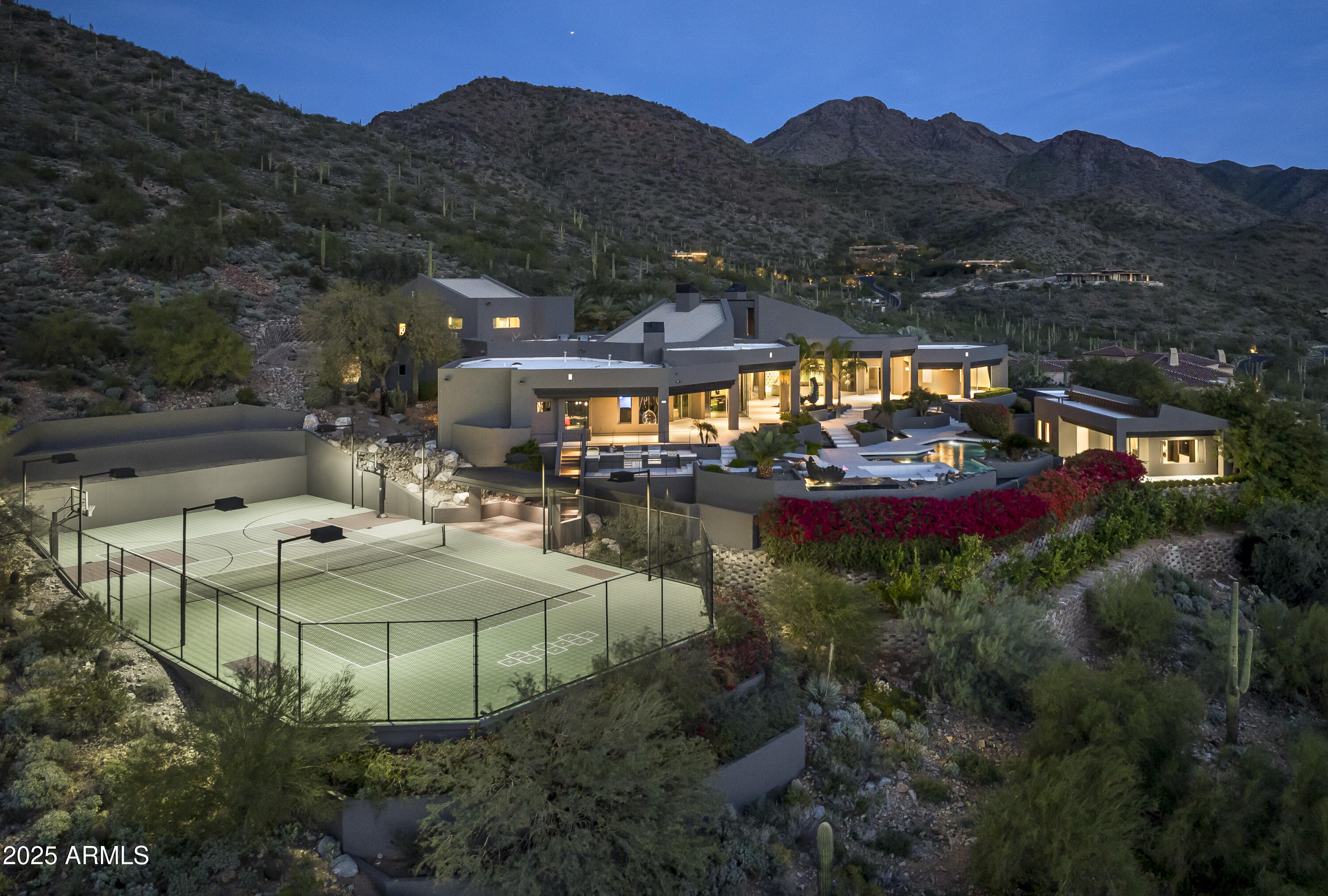 CANYON HEIGHTS - Residential