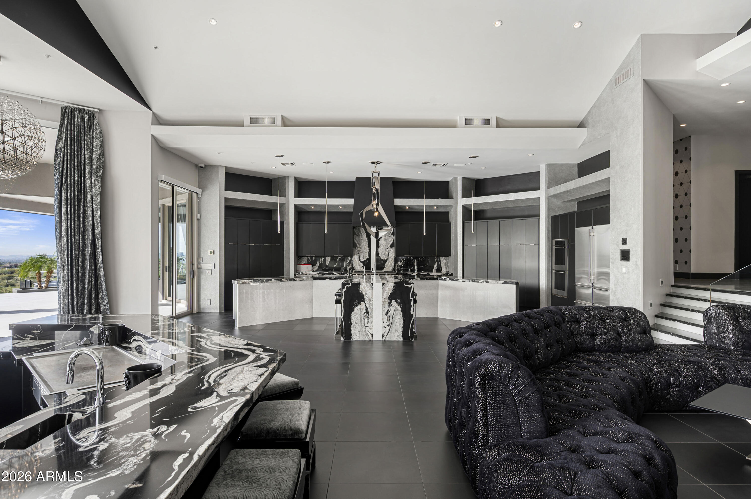 CANYON HEIGHTS - Residential