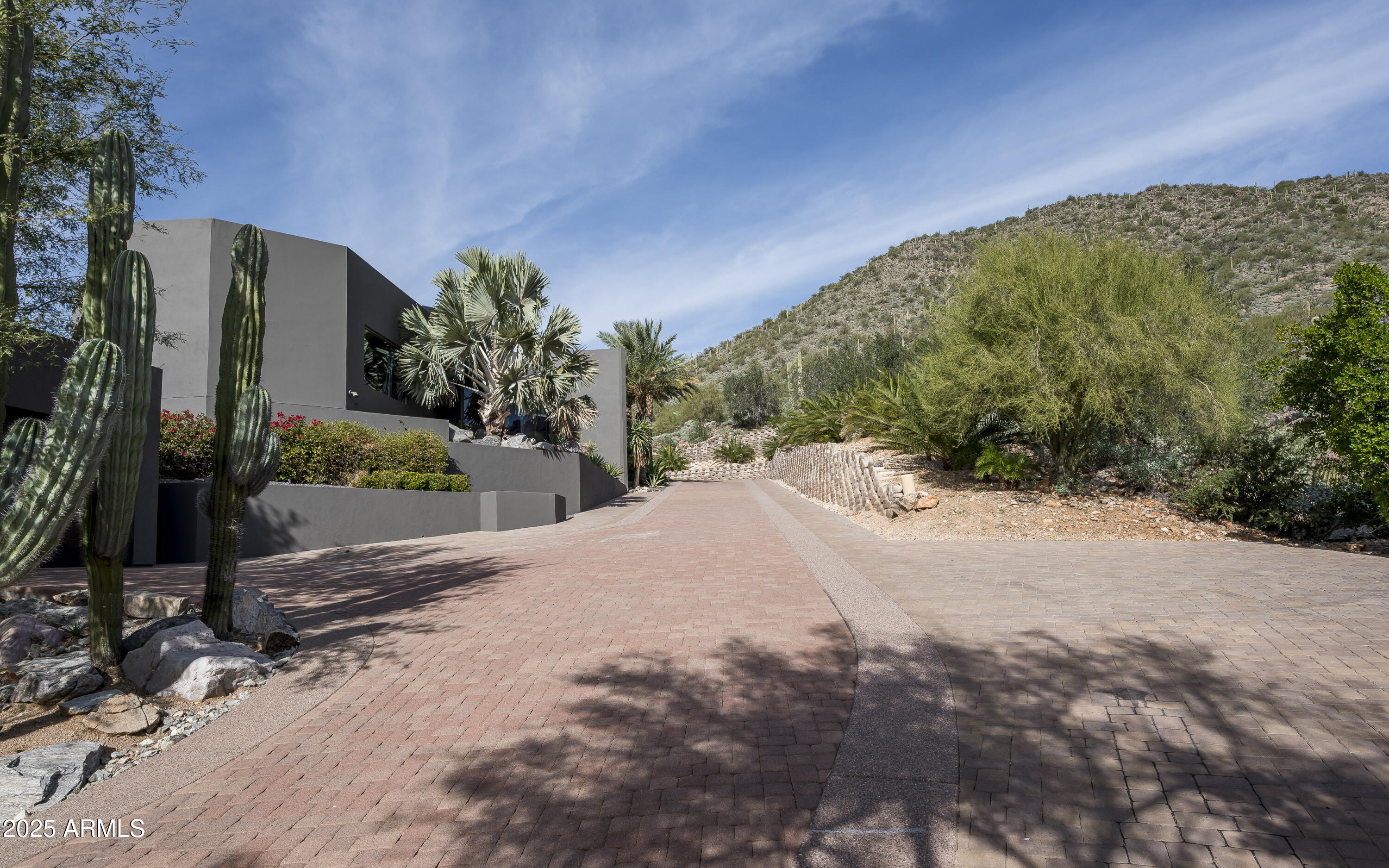 CANYON HEIGHTS - Residential