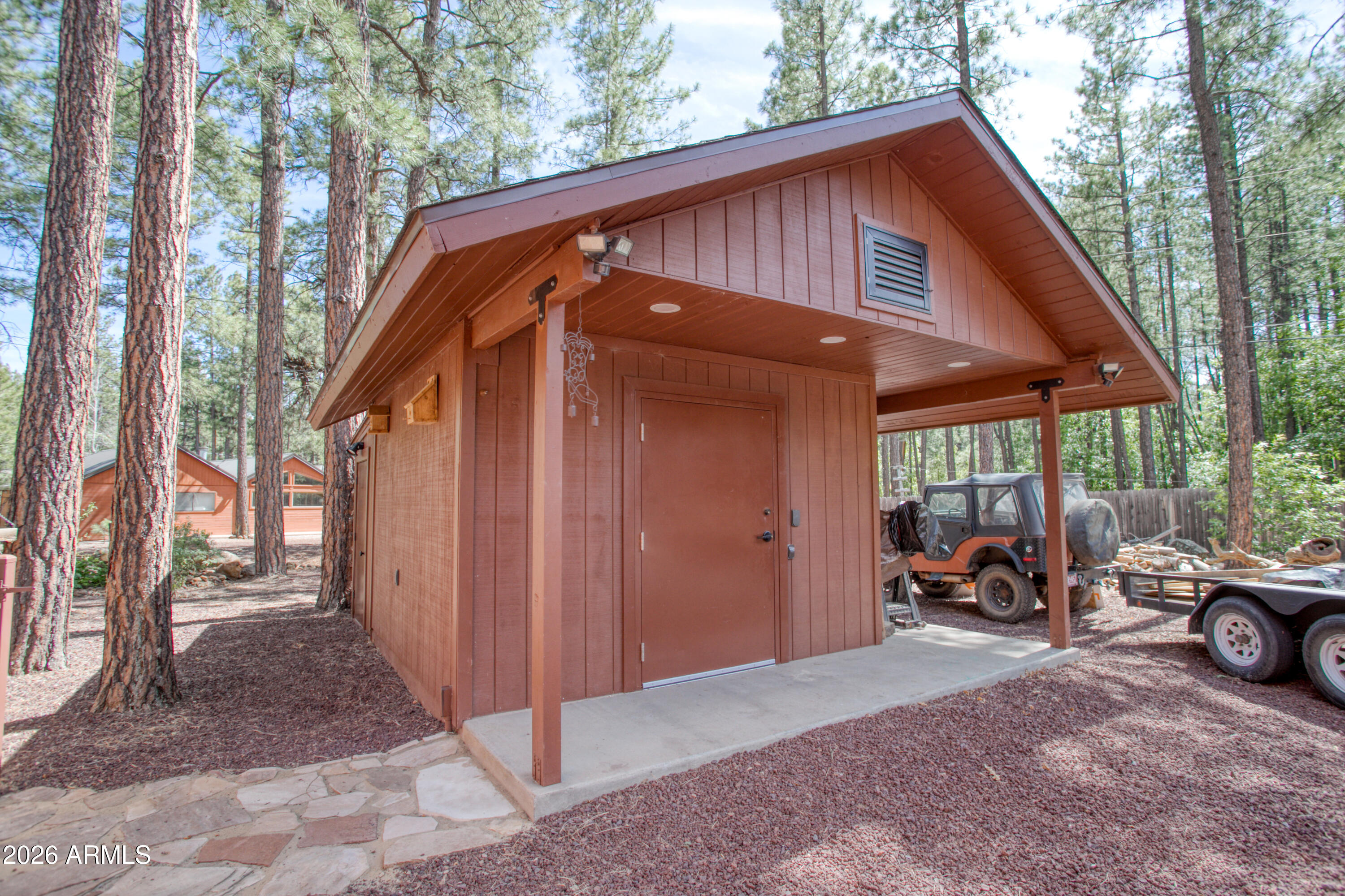 PINETOP LAKES UNIT 3 - Residential