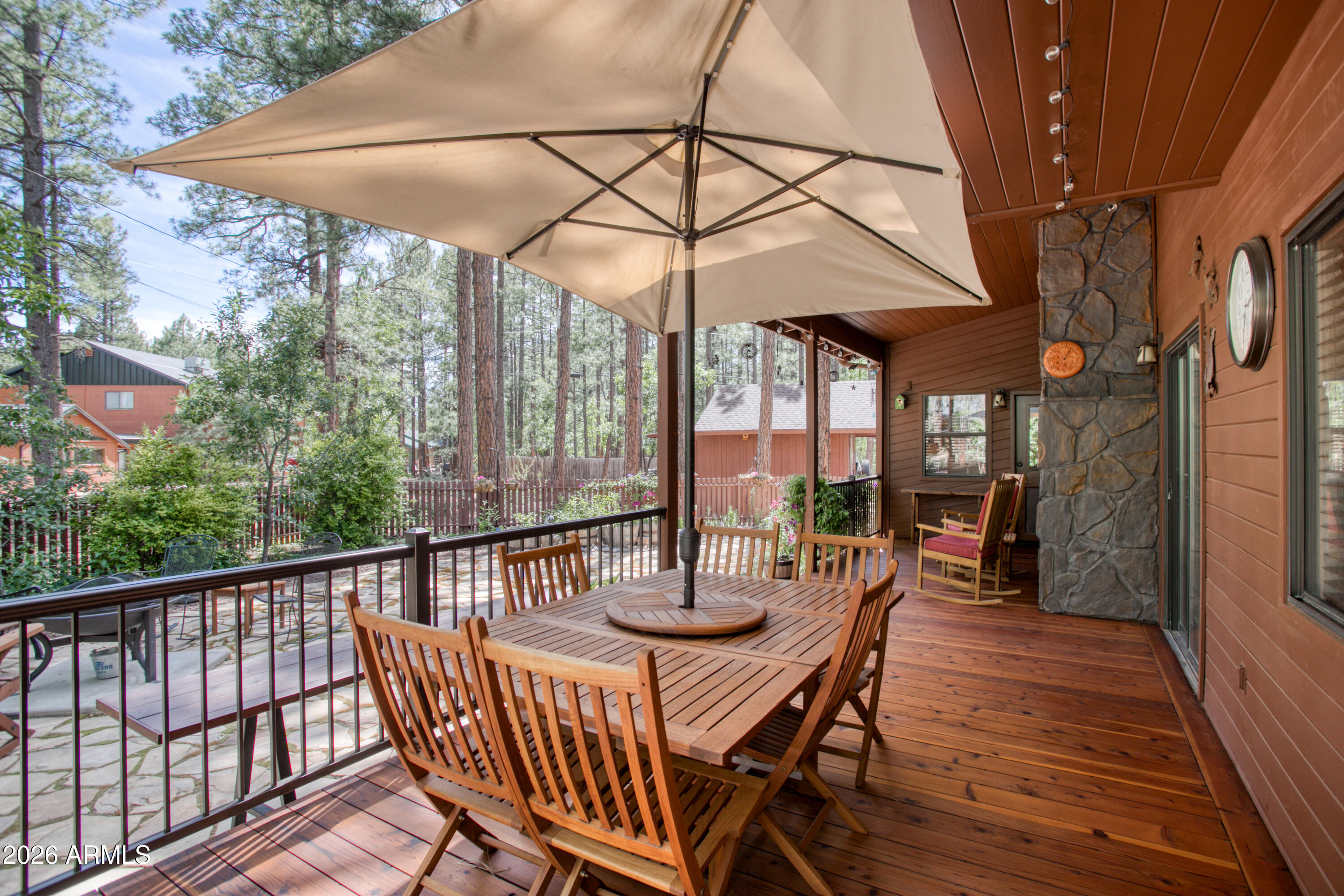 PINETOP LAKES UNIT 3 - Residential