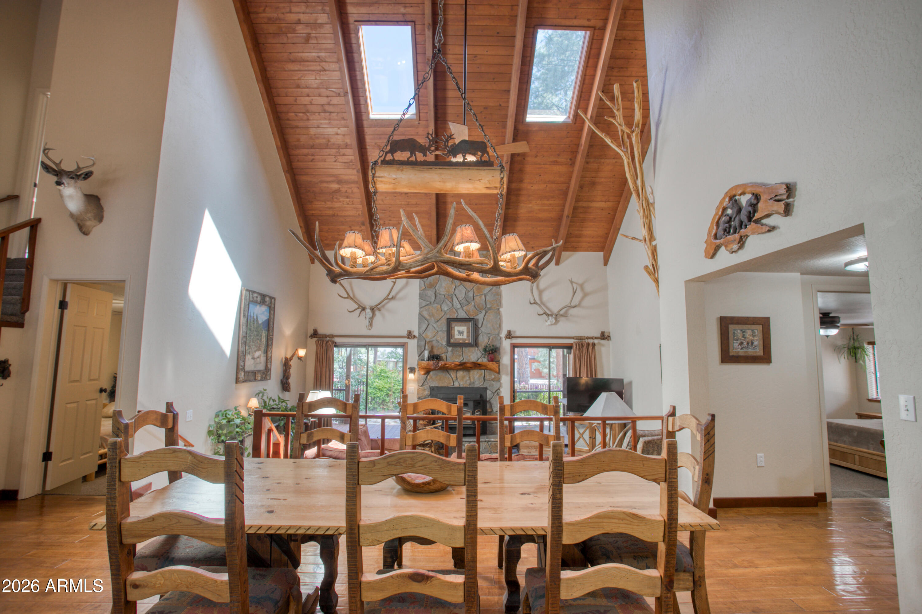 PINETOP LAKES UNIT 3 - Residential