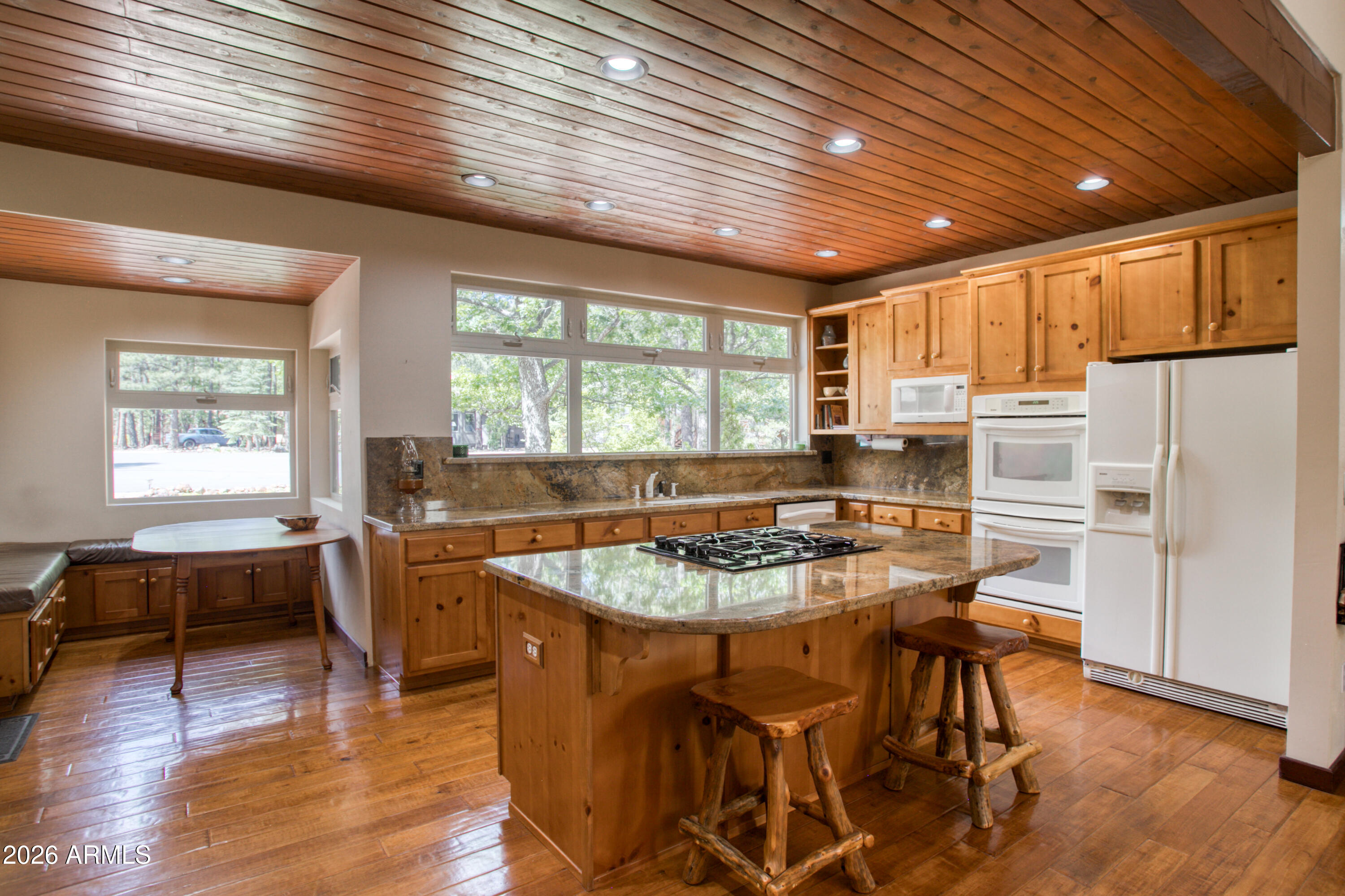 PINETOP LAKES UNIT 3 - Residential