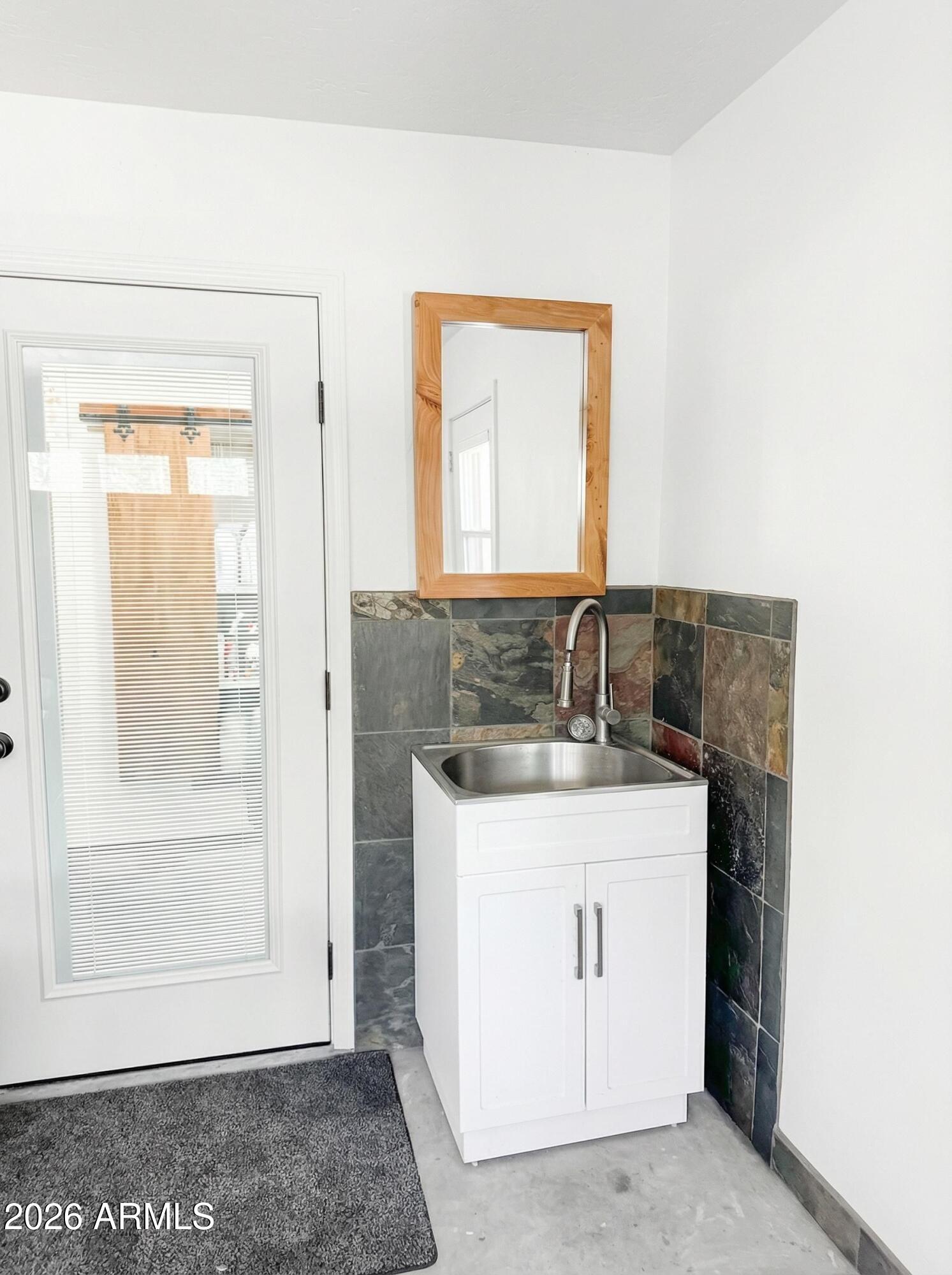 PINETOP LAKES UNIT 3 - Residential