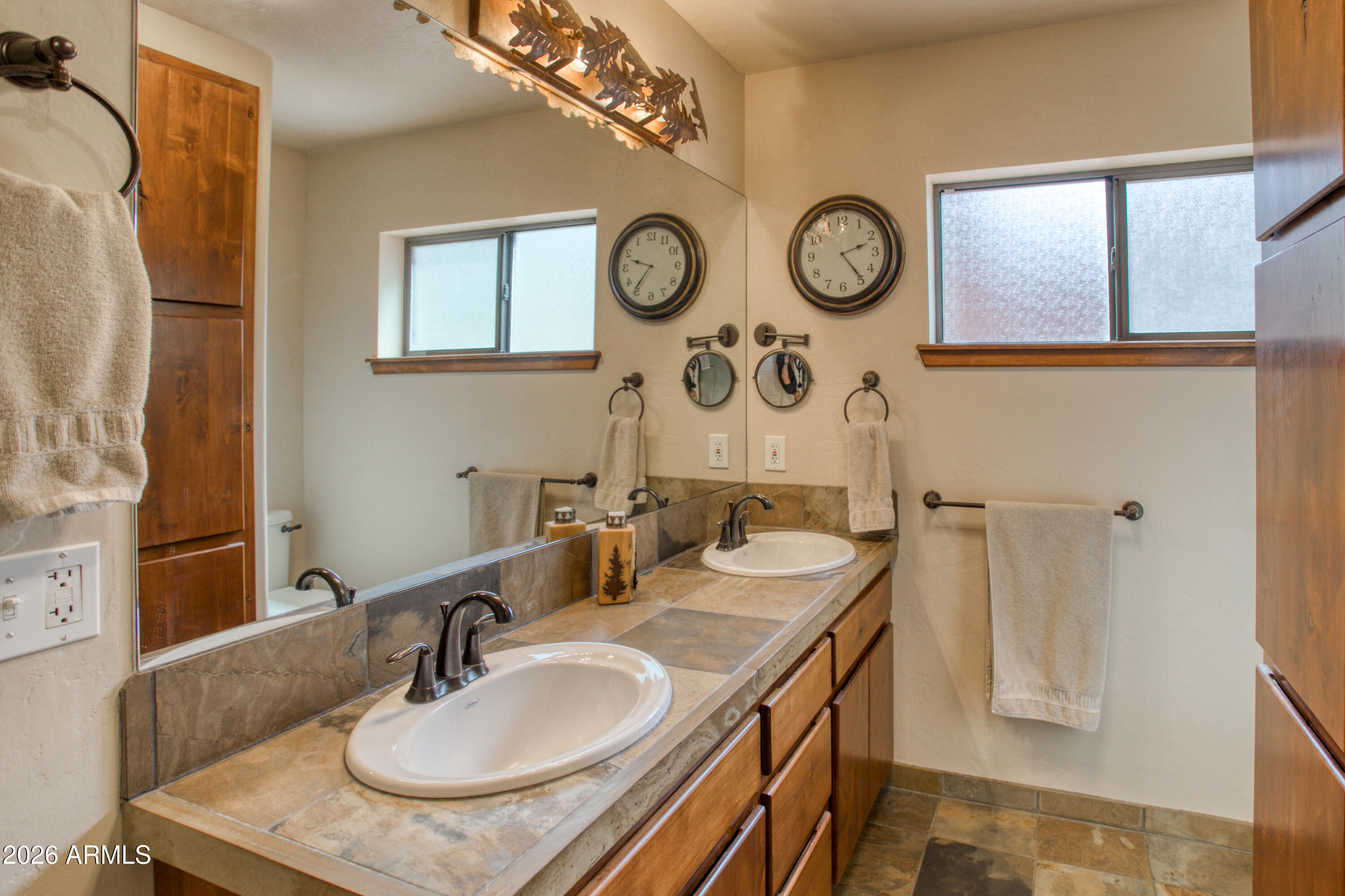 PINETOP LAKES UNIT 3 - Residential