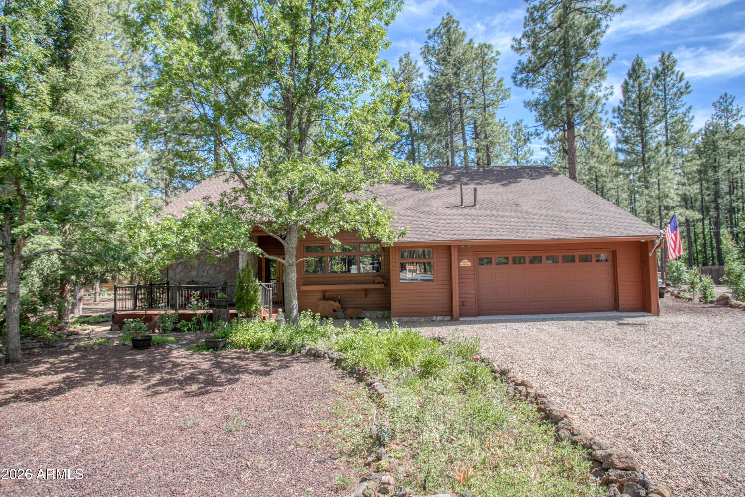 PINETOP LAKES UNIT 3 - Residential