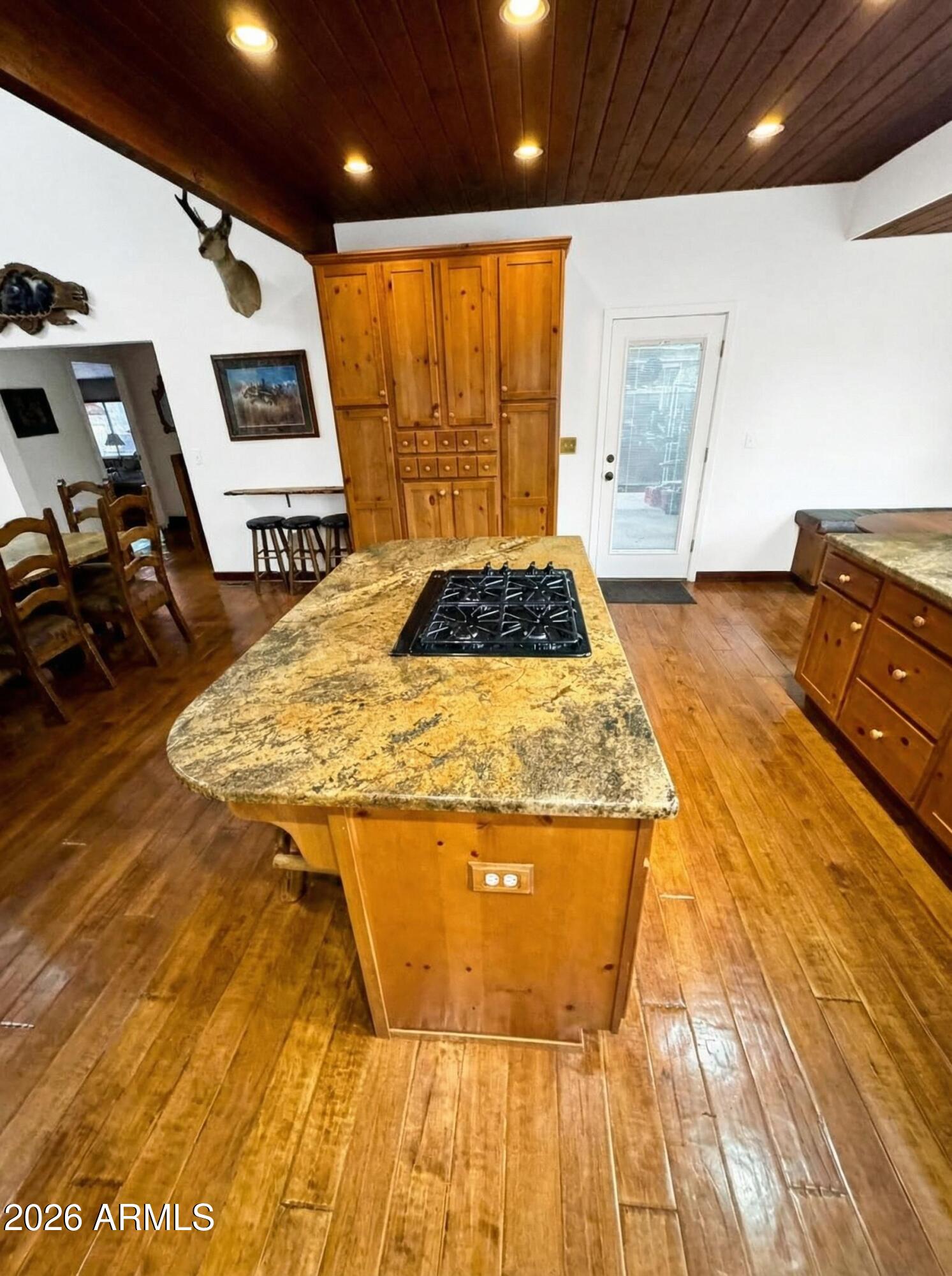 PINETOP LAKES UNIT 3 - Residential