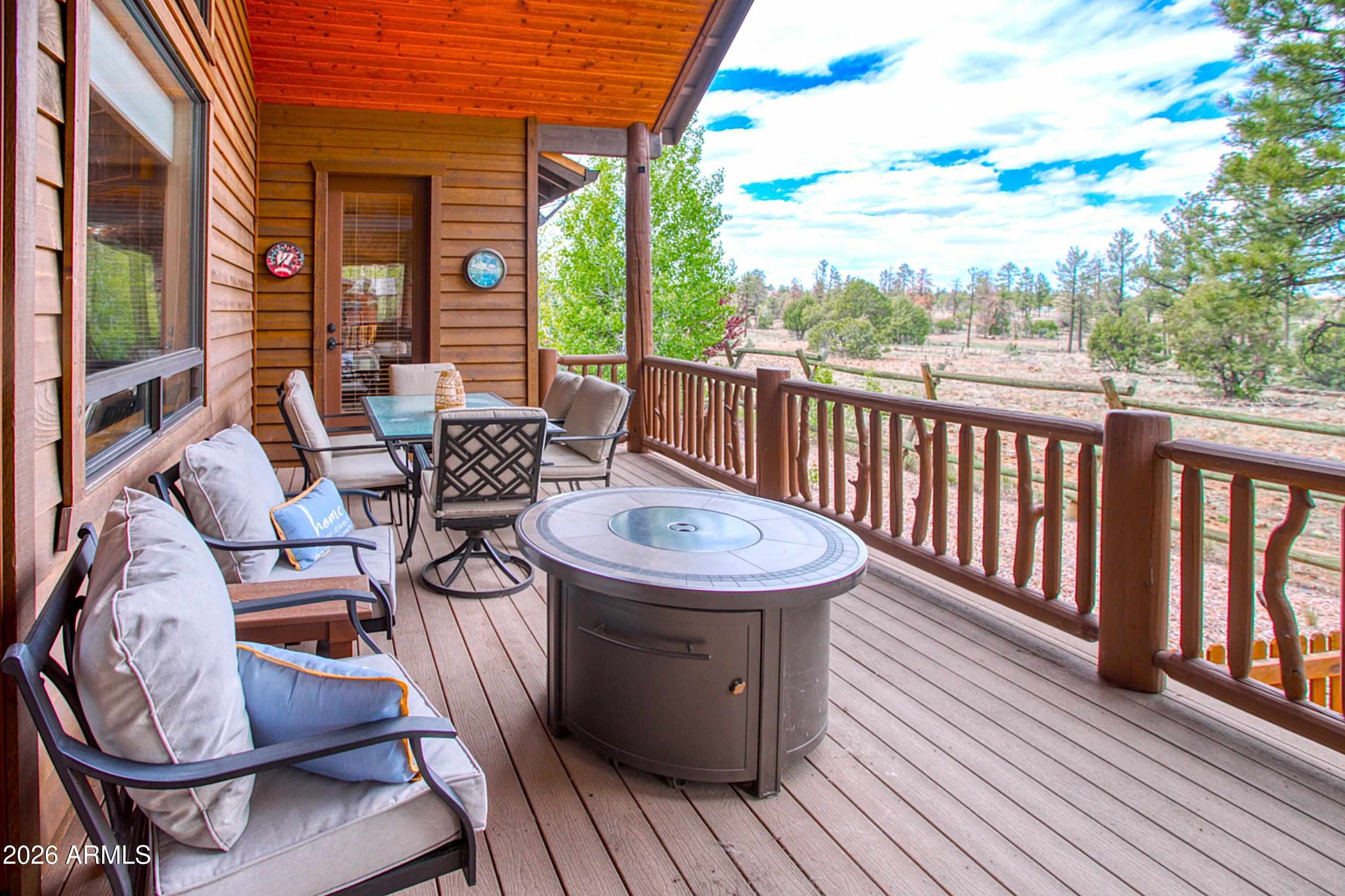 ELK SPRINGS - Residential