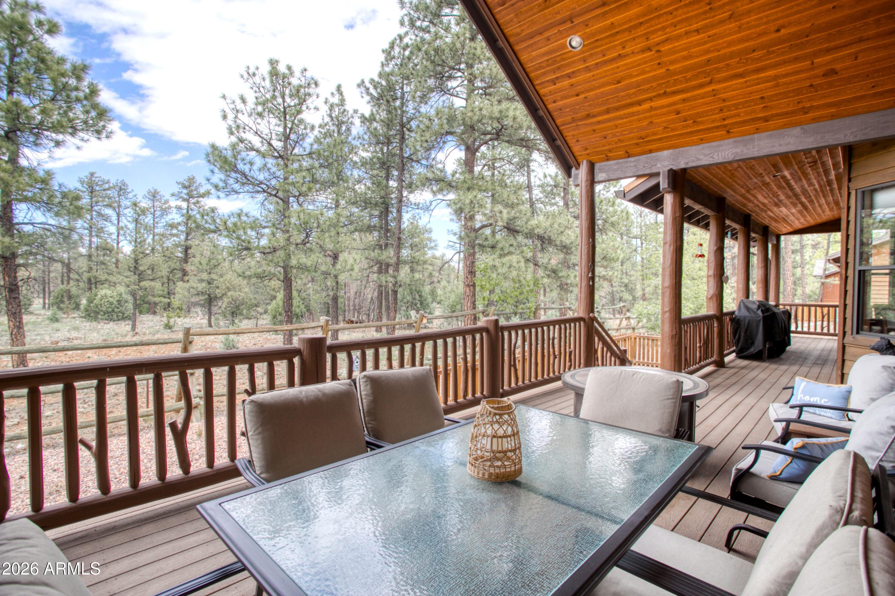 ELK SPRINGS - Residential