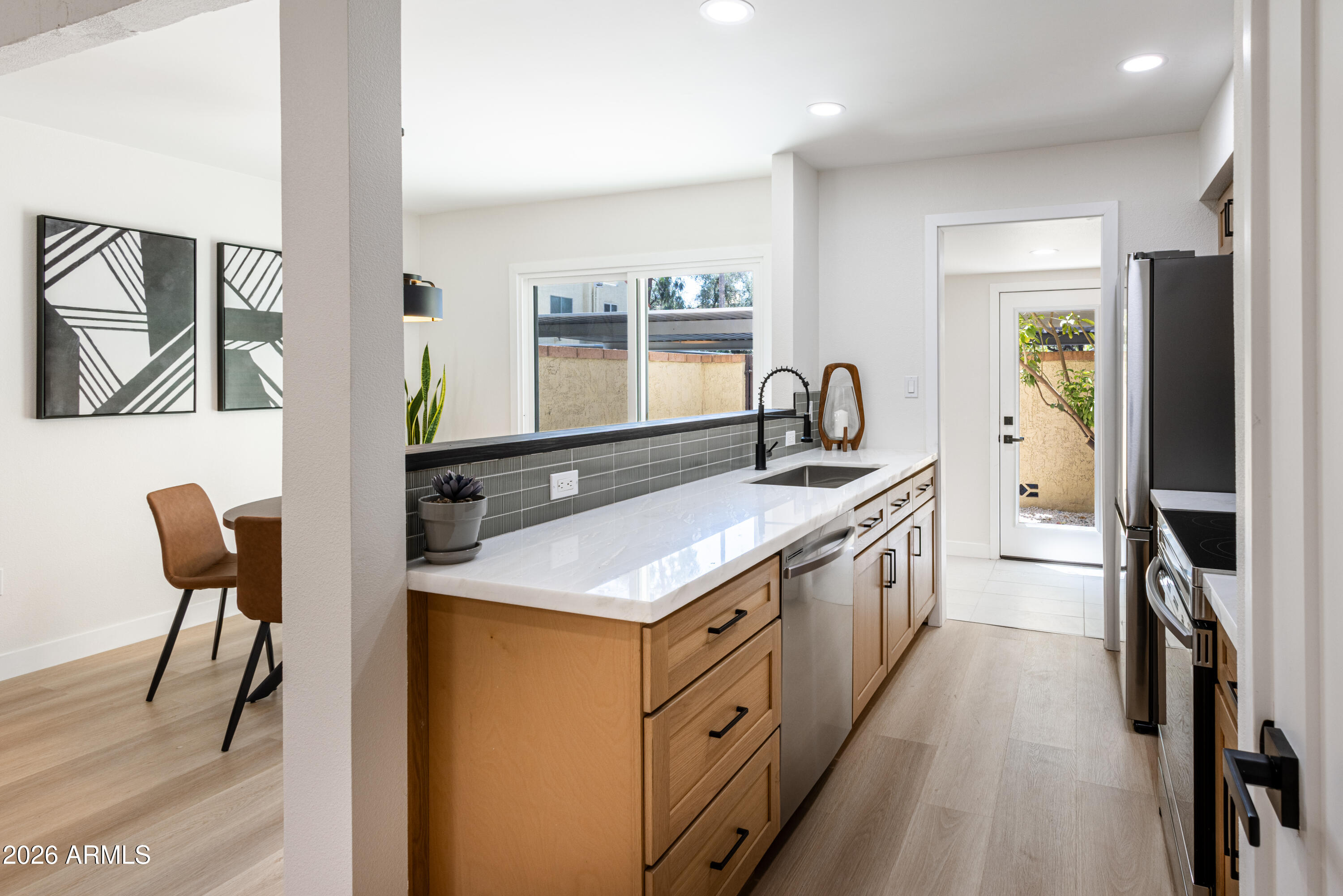 AVENIDA SIETE - Residential