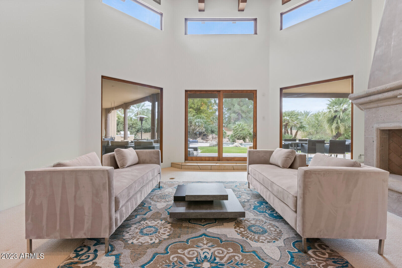HIDDEN PARADISE - Residential