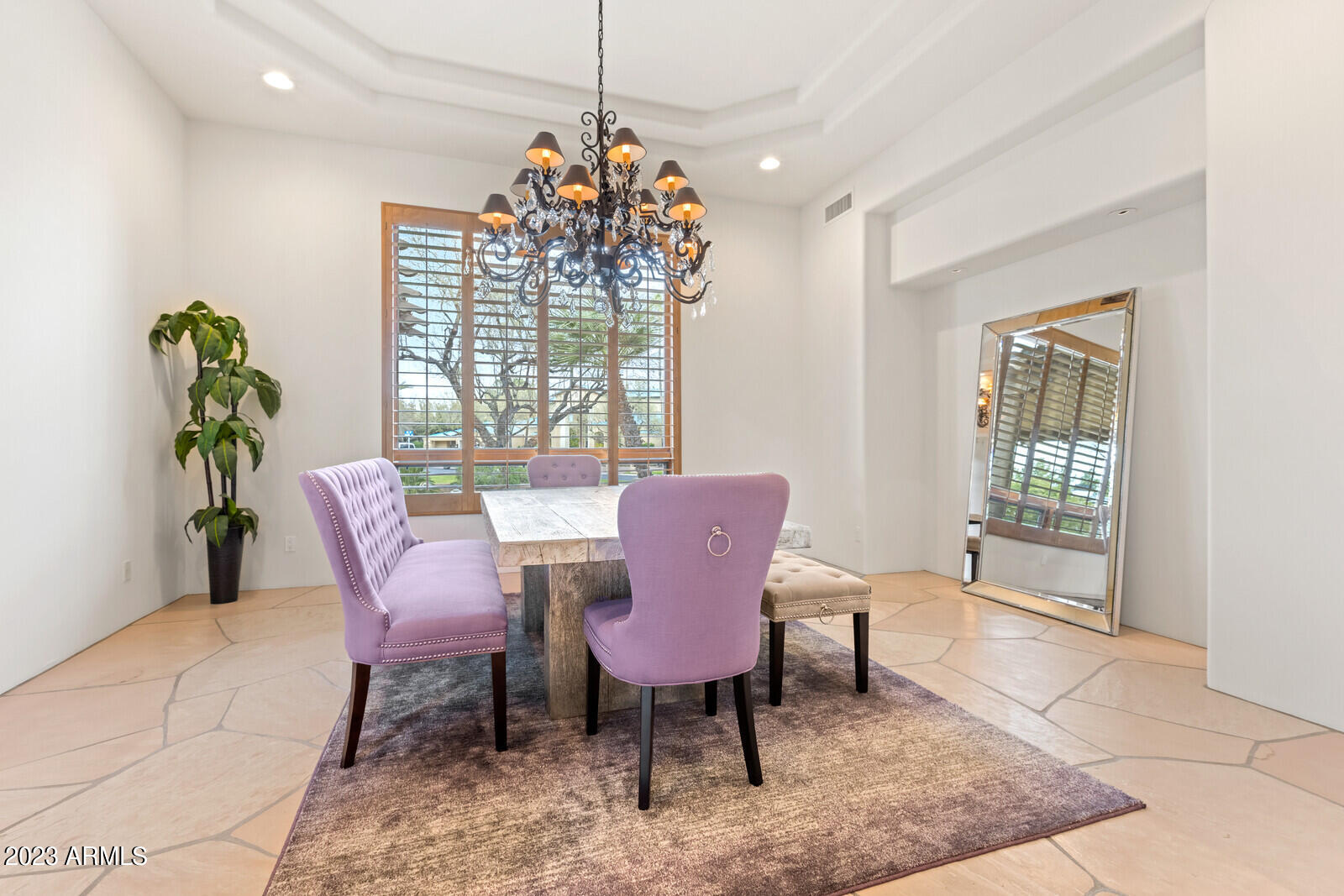 HIDDEN PARADISE - Residential