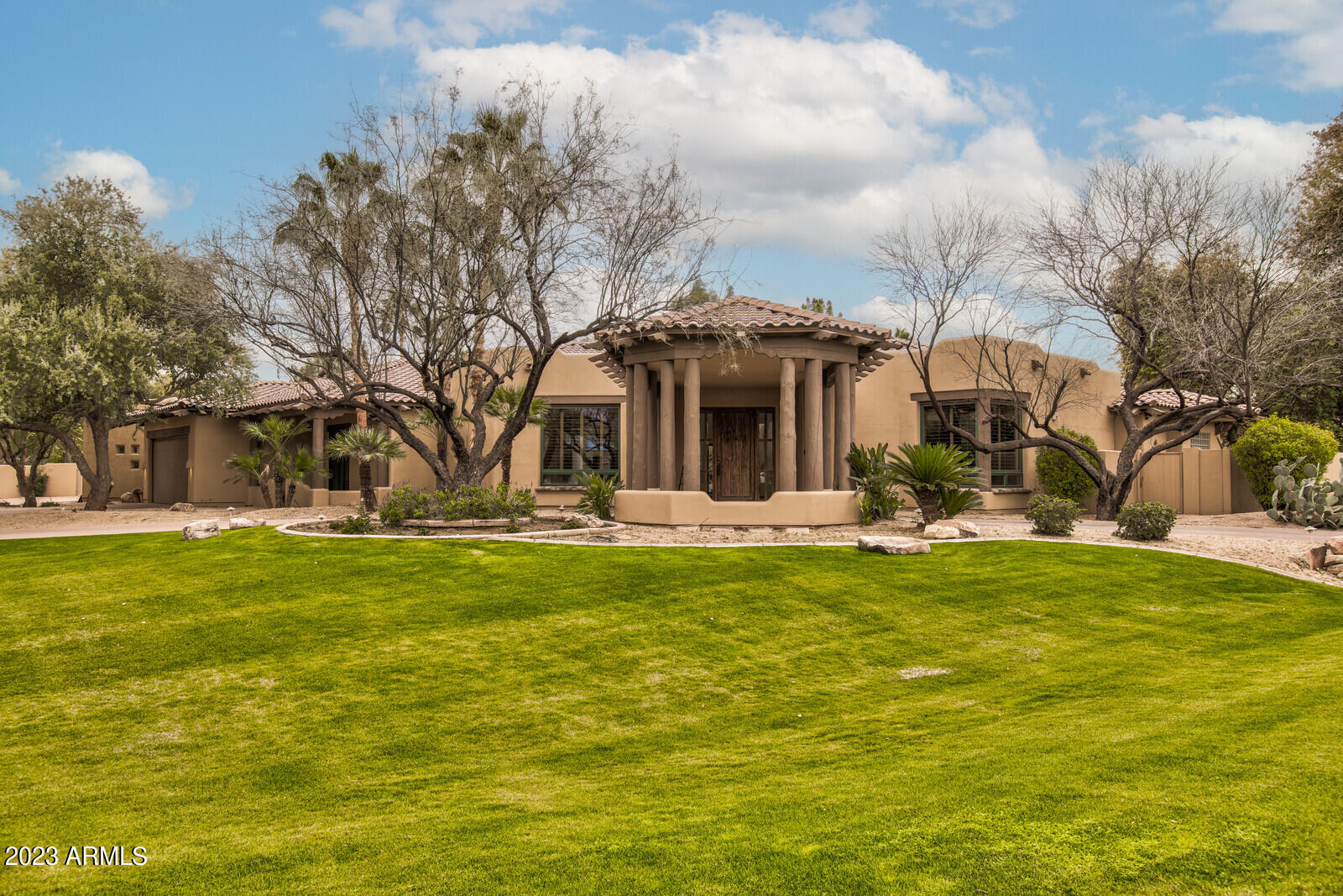 HIDDEN PARADISE - Residential