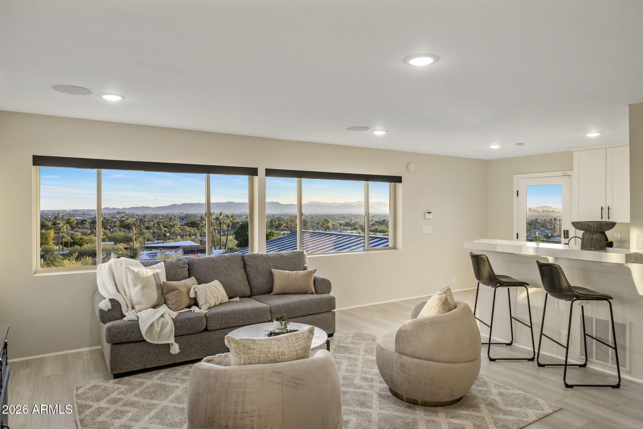 HIGHLANDS - Residential