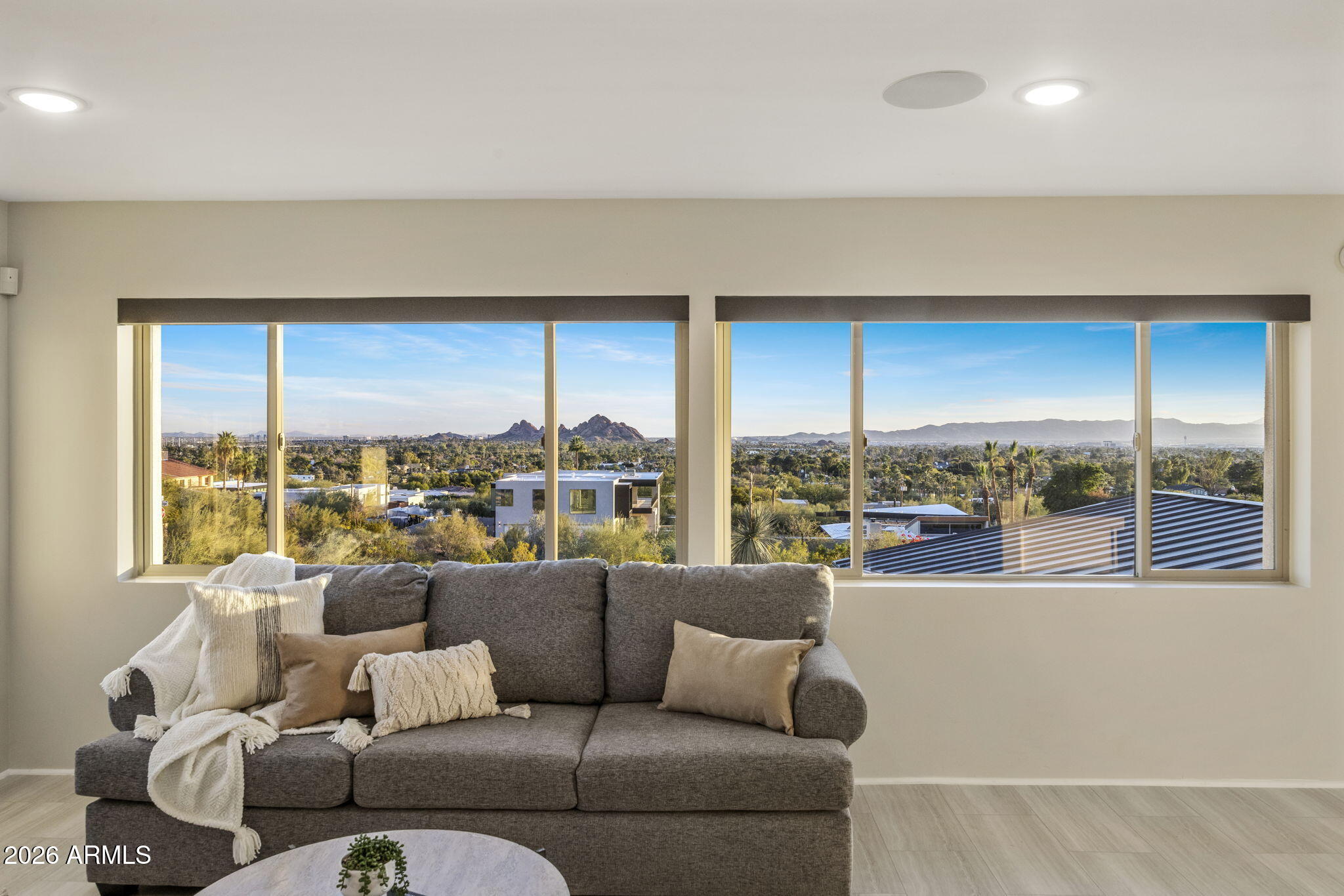 HIGHLANDS - Residential