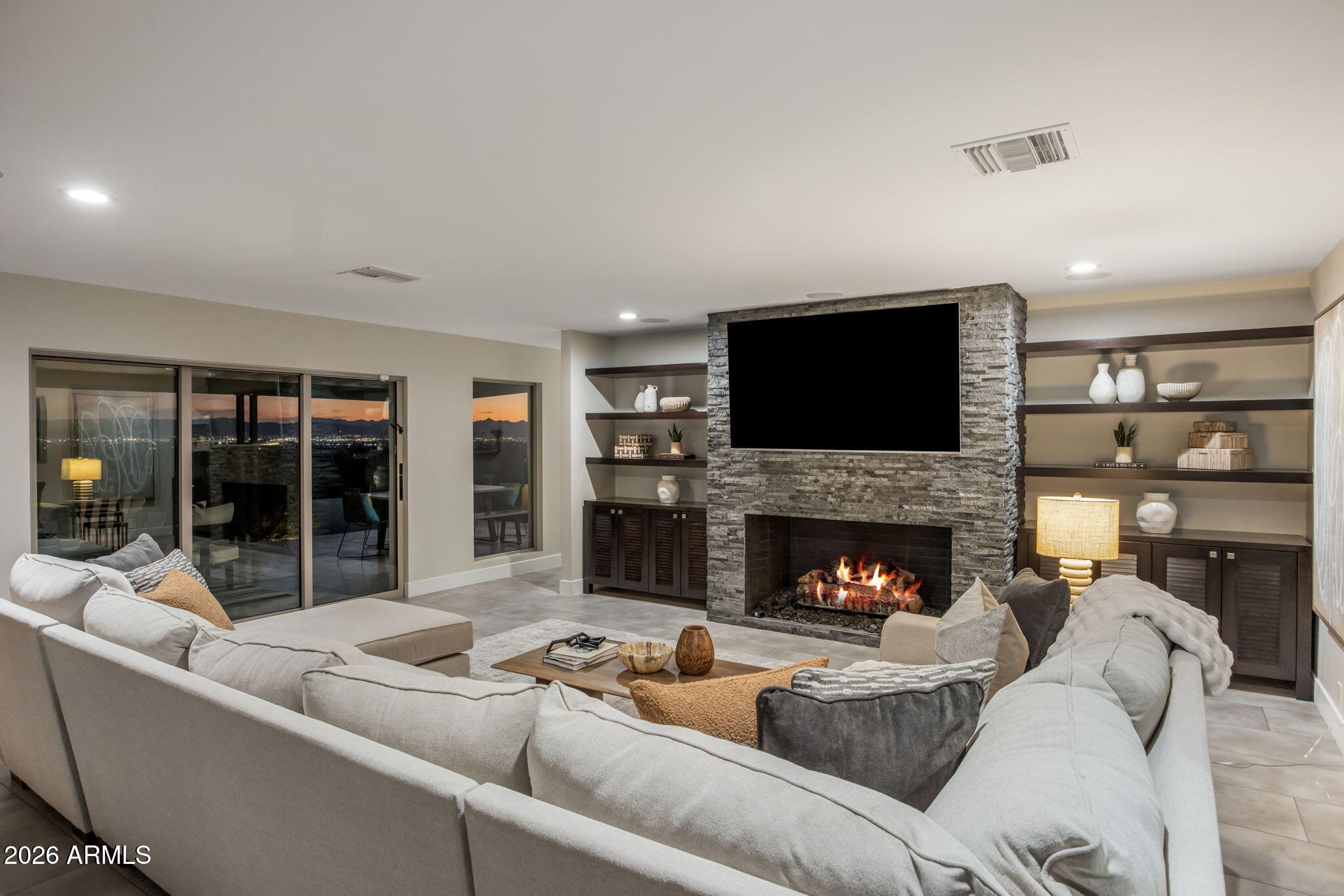 HIGHLANDS - Residential
