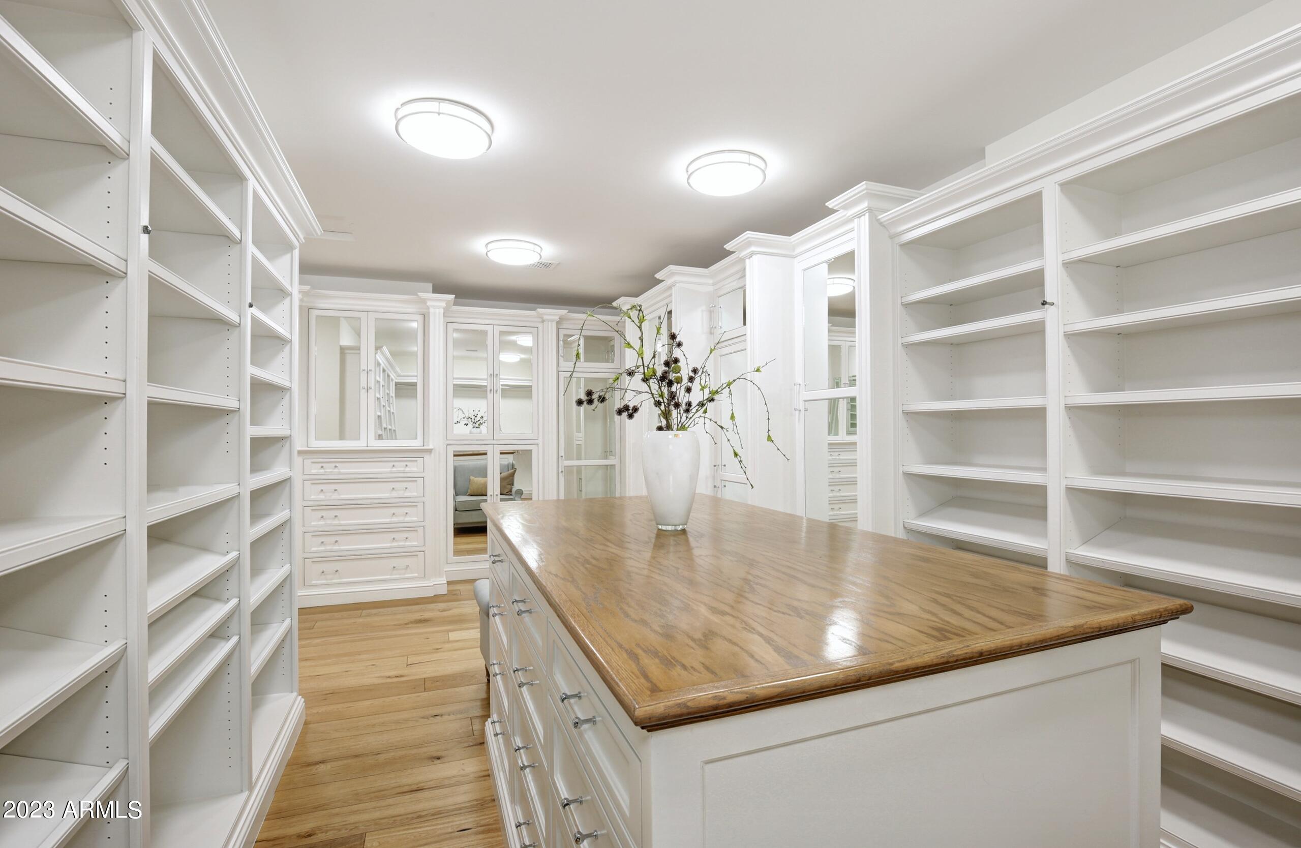DEL RAY ESTATES 16 - Residential