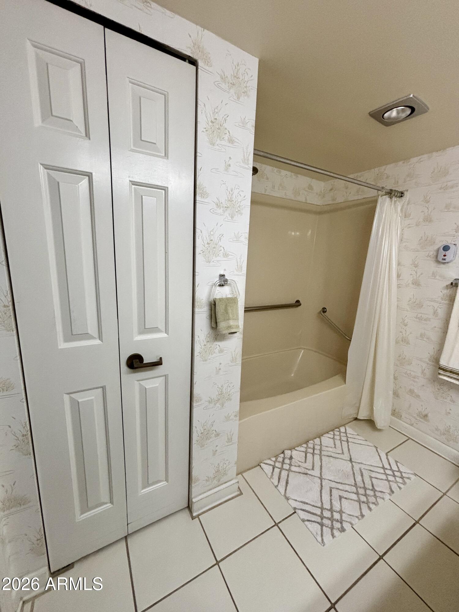 EL DORADO OF SUN CITY CONDOMINIUMS UNIT 1-249 - Residential
