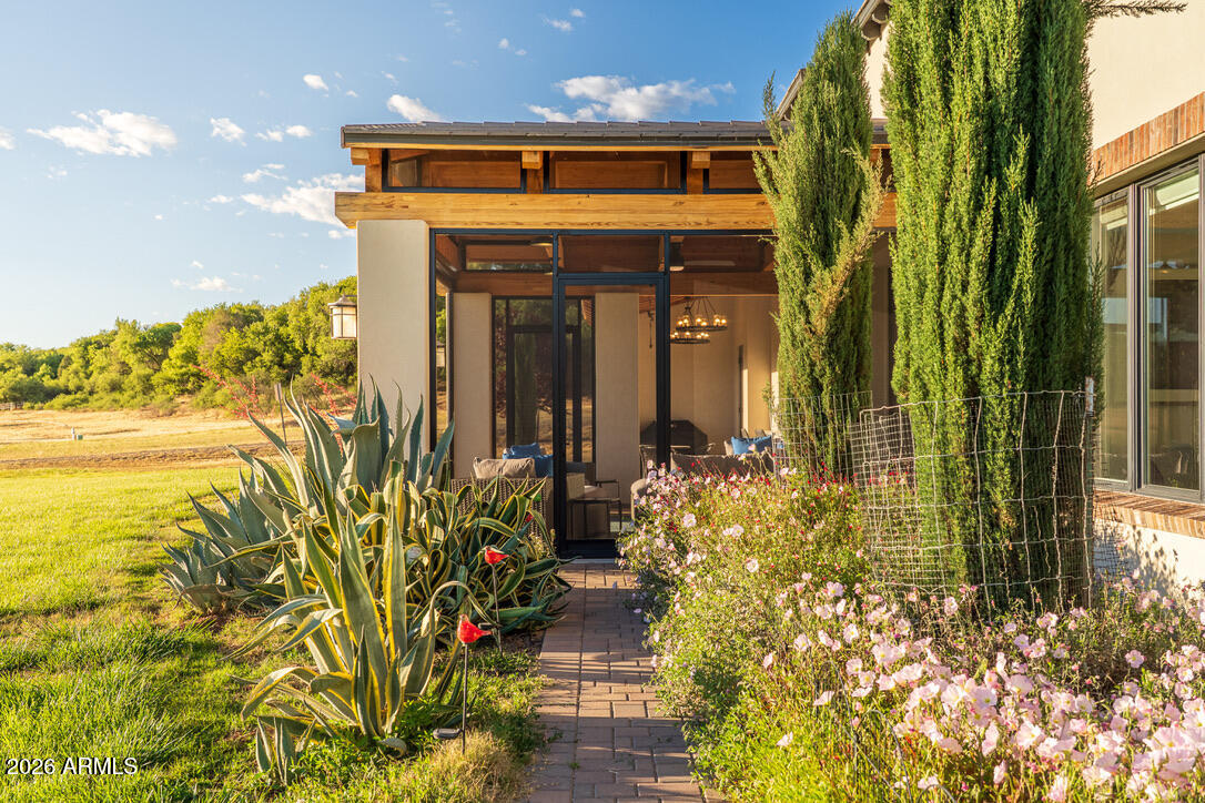 RIO BONITO RANCH - Residential