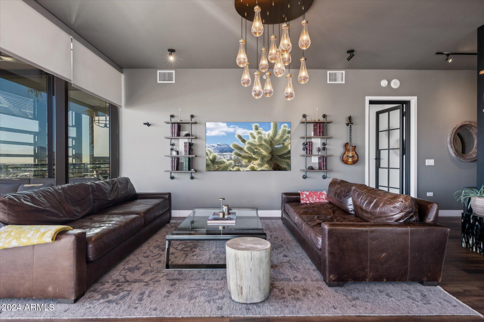 OPTIMA KIERLAND CENTER 7180 CONDOMINIUM 1ST AMD AN - Residential