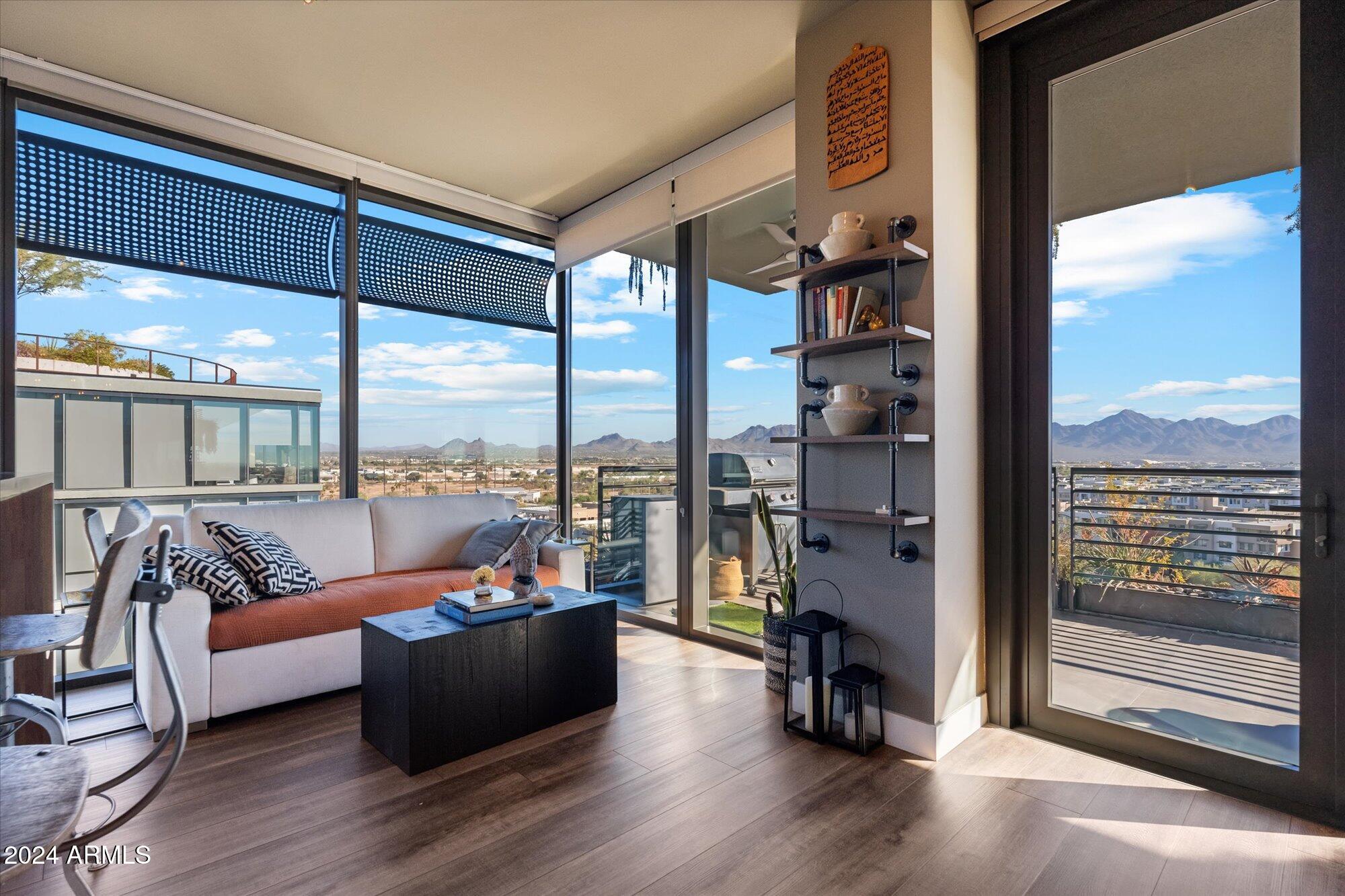 OPTIMA KIERLAND CENTER 7180 CONDOMINIUM 1ST AMD AN - Residential
