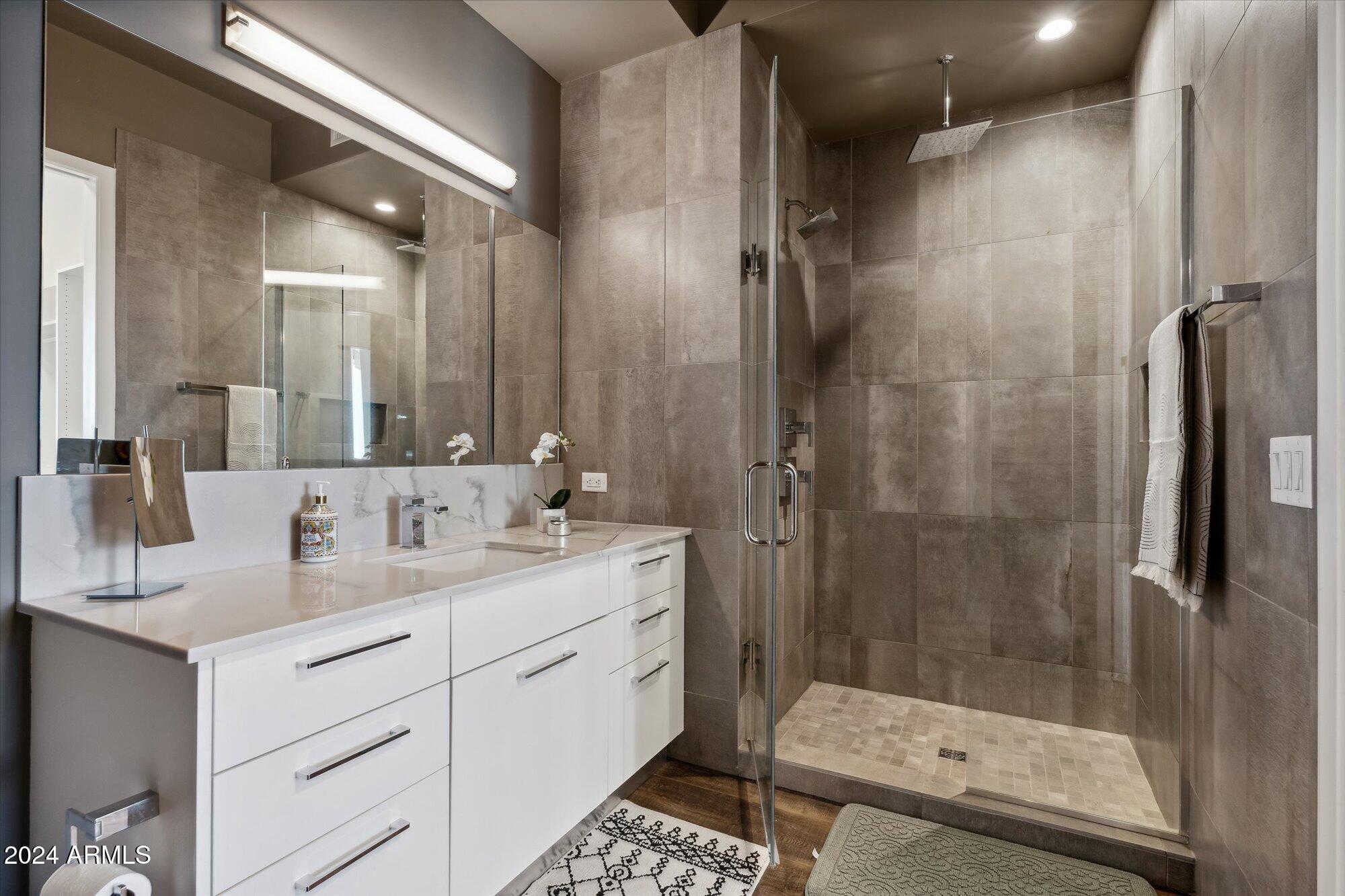 OPTIMA KIERLAND CENTER 7180 CONDOMINIUM 1ST AMD AN - Residential
