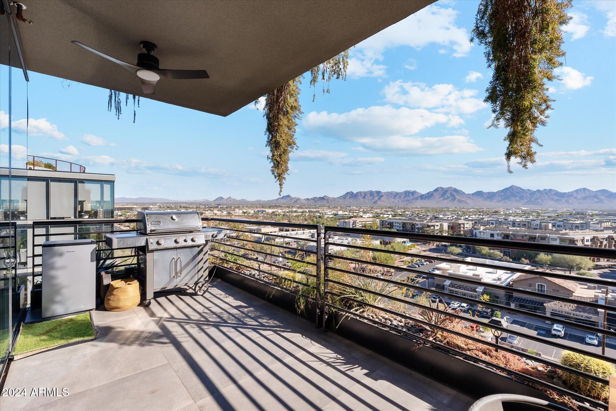 OPTIMA KIERLAND CENTER 7180 CONDOMINIUM 1ST AMD AN - Residential