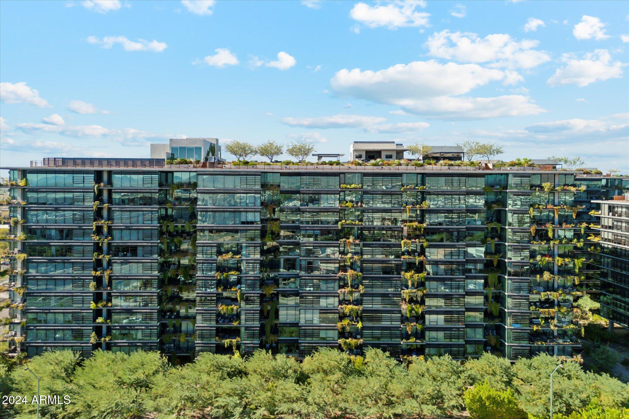 OPTIMA KIERLAND CENTER 7180 CONDOMINIUM 1ST AMD AN - Residential