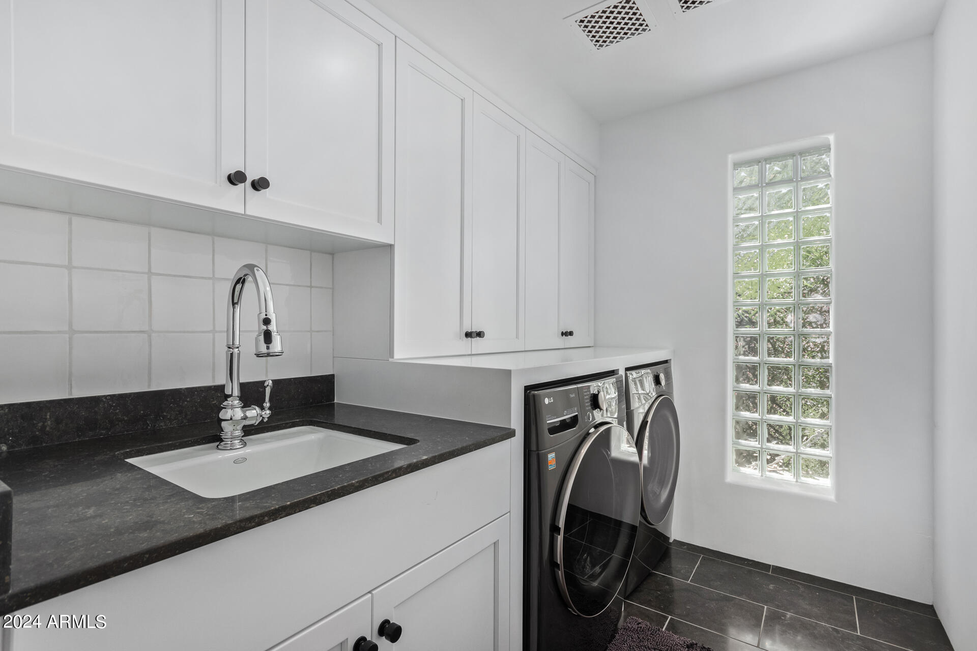 Mountain Shadows Estates East - Residential