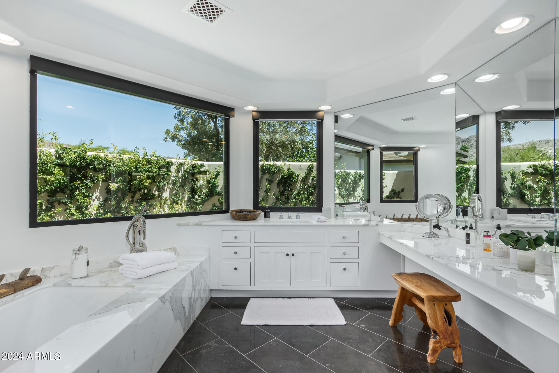 Mountain Shadows Estates East - Residential
