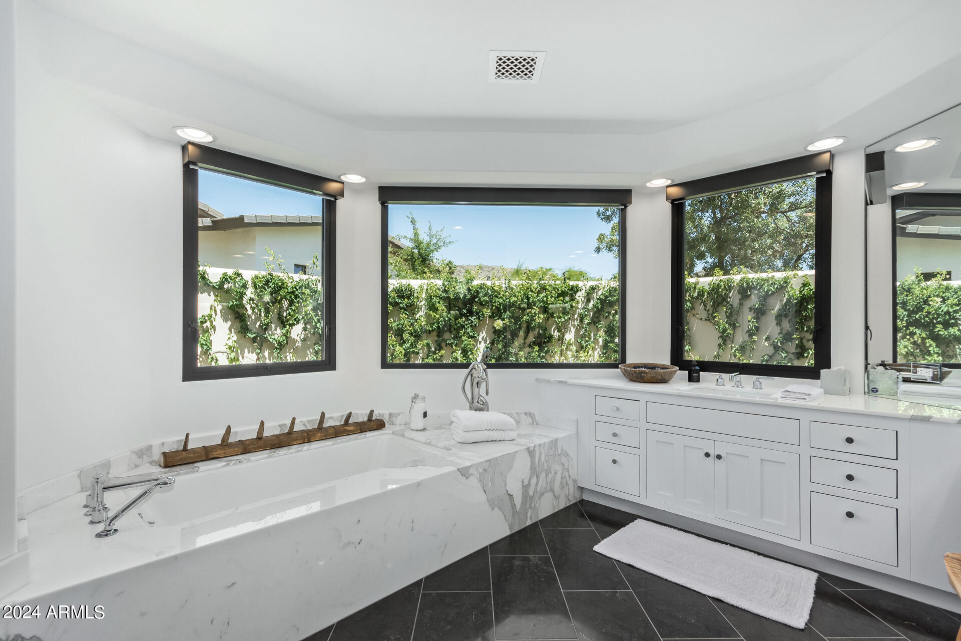 Mountain Shadows Estates East - Residential