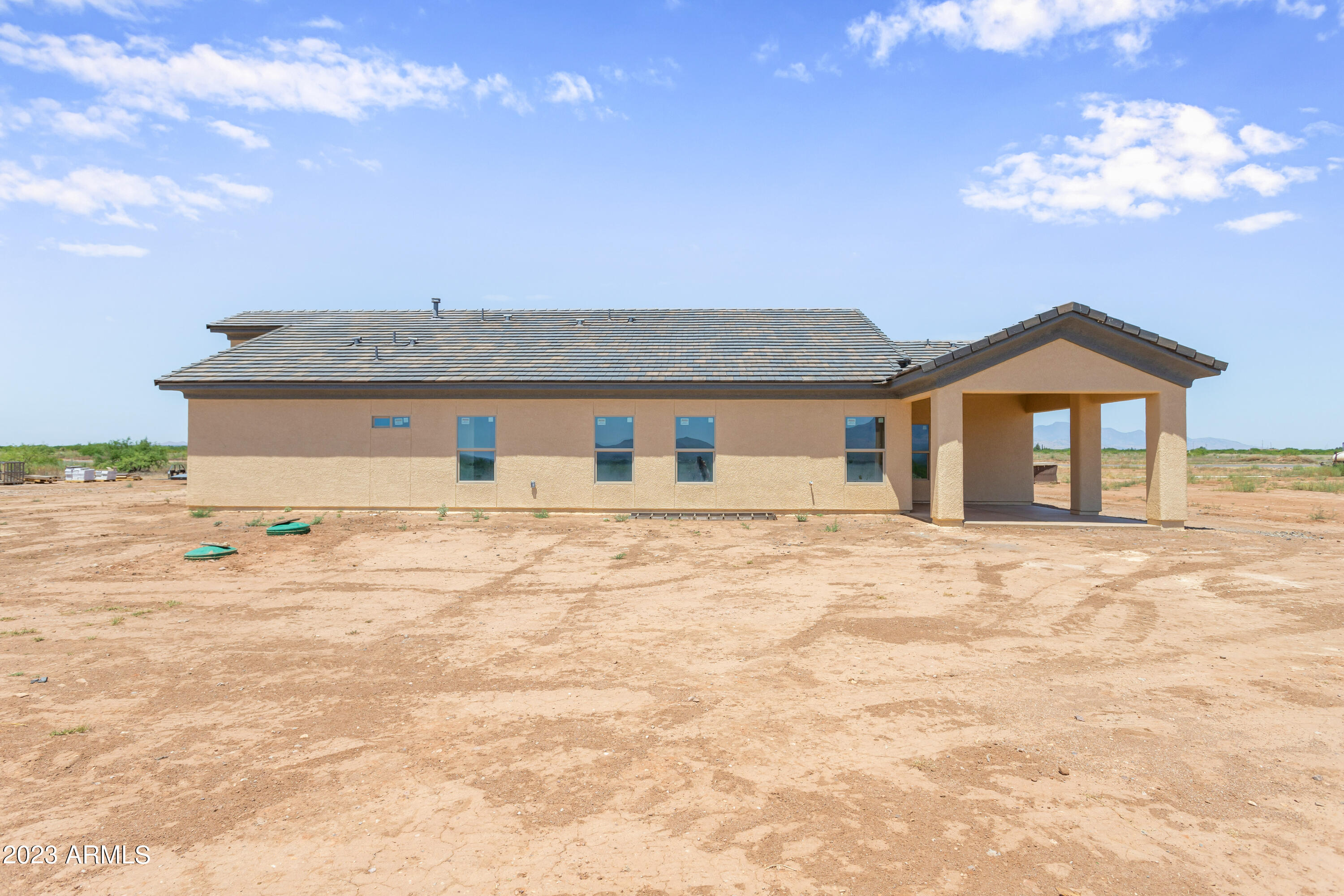 RANCHO ARIZONA - Residential