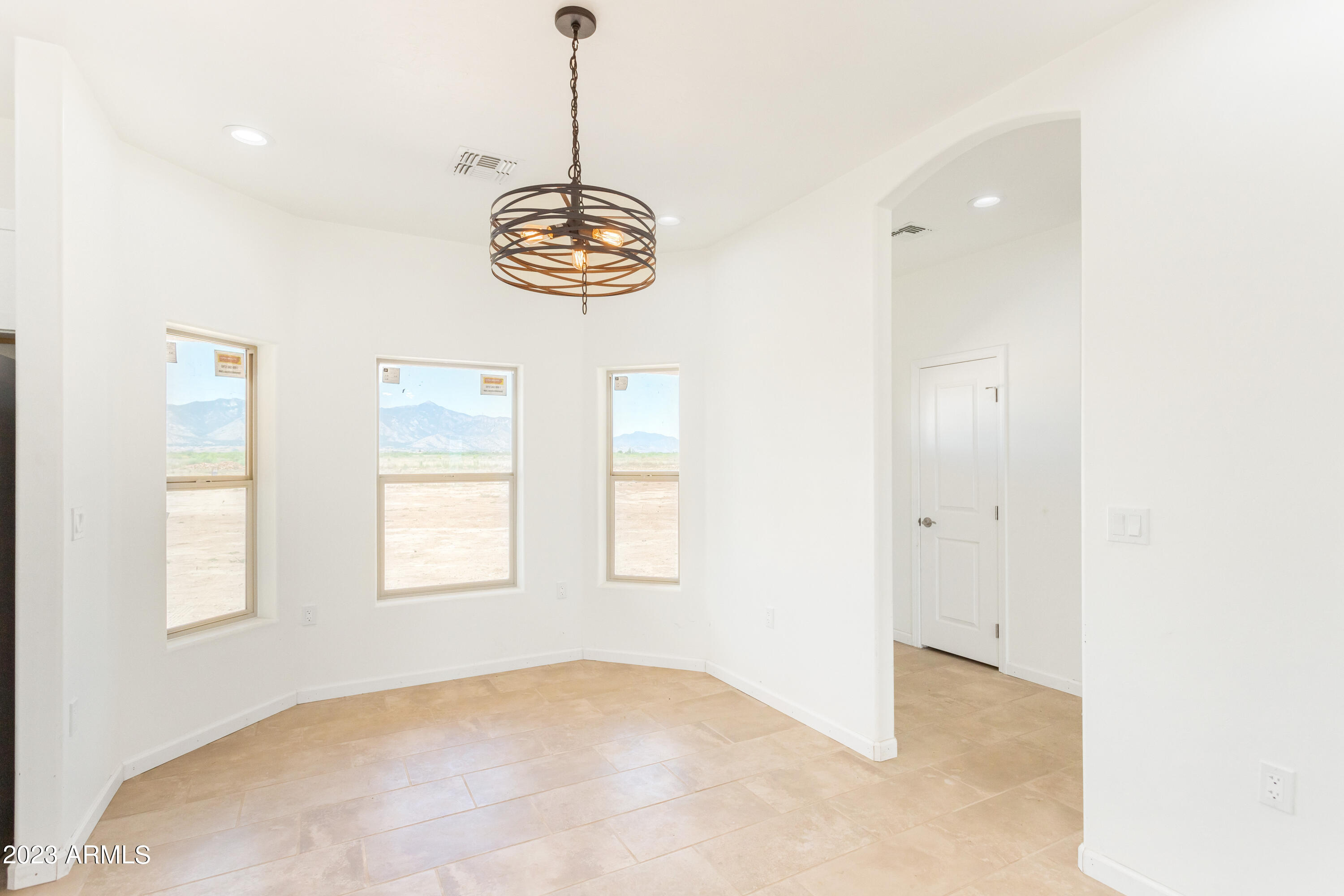 RANCHO ARIZONA - Residential