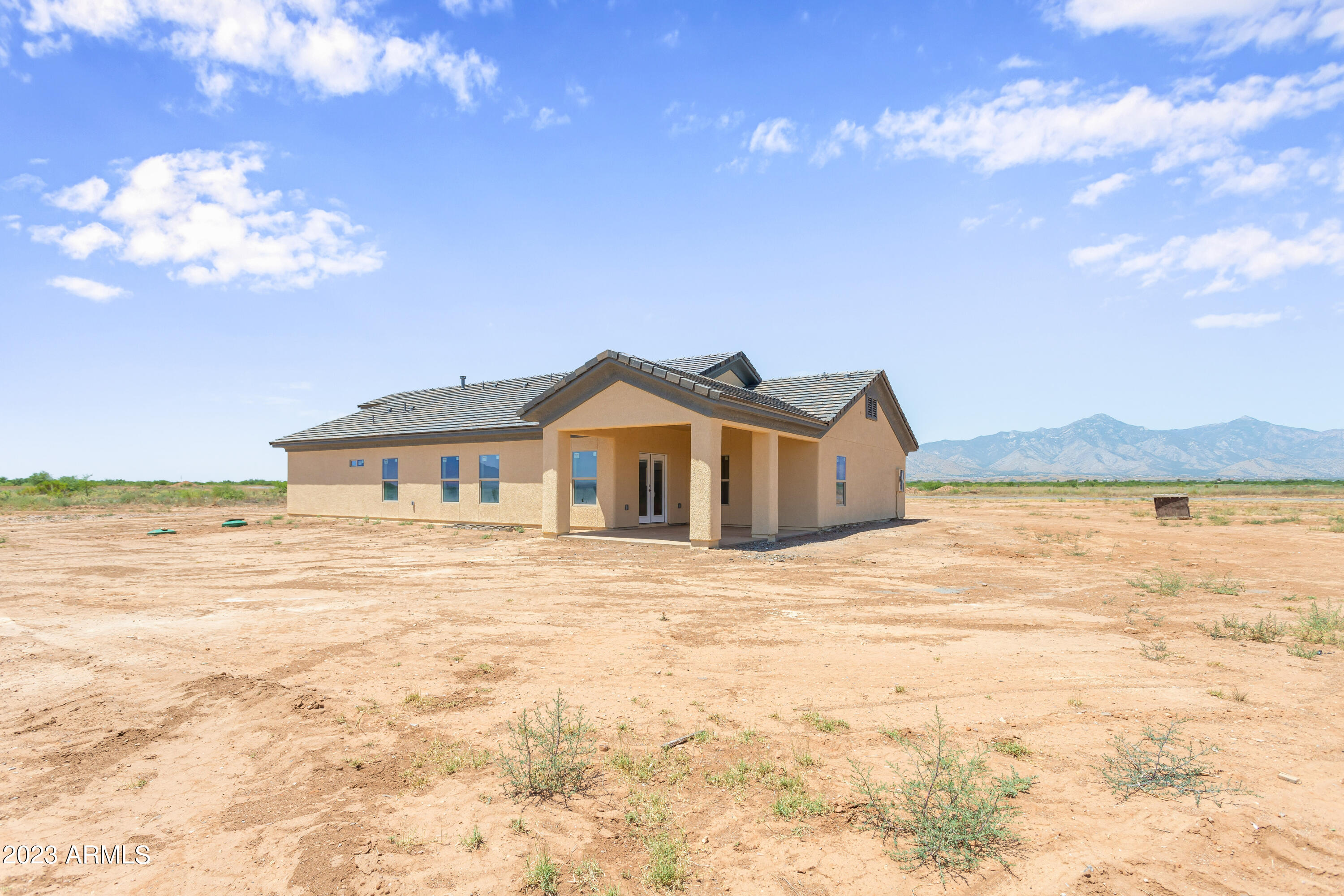 RANCHO ARIZONA - Residential