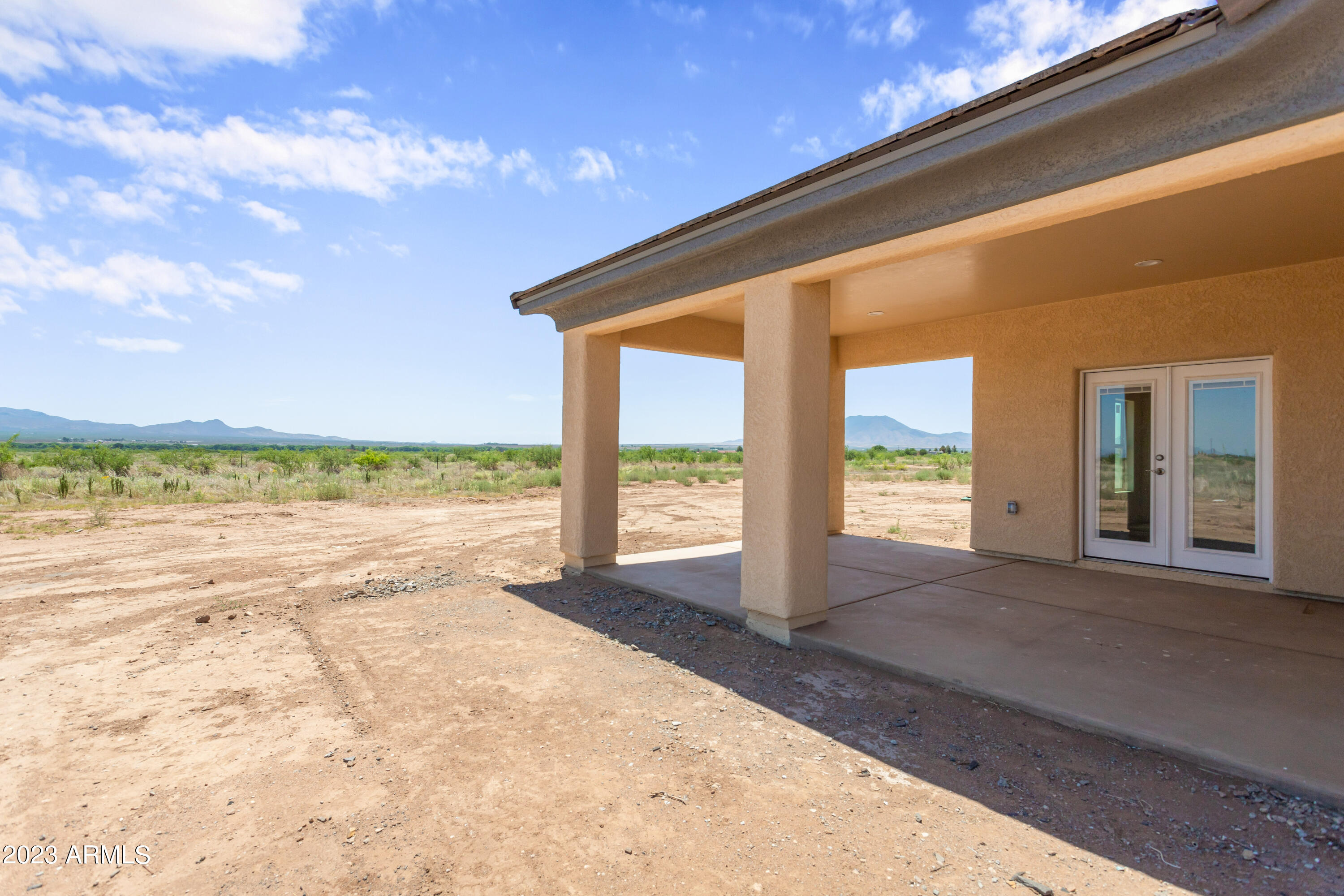 RANCHO ARIZONA - Residential