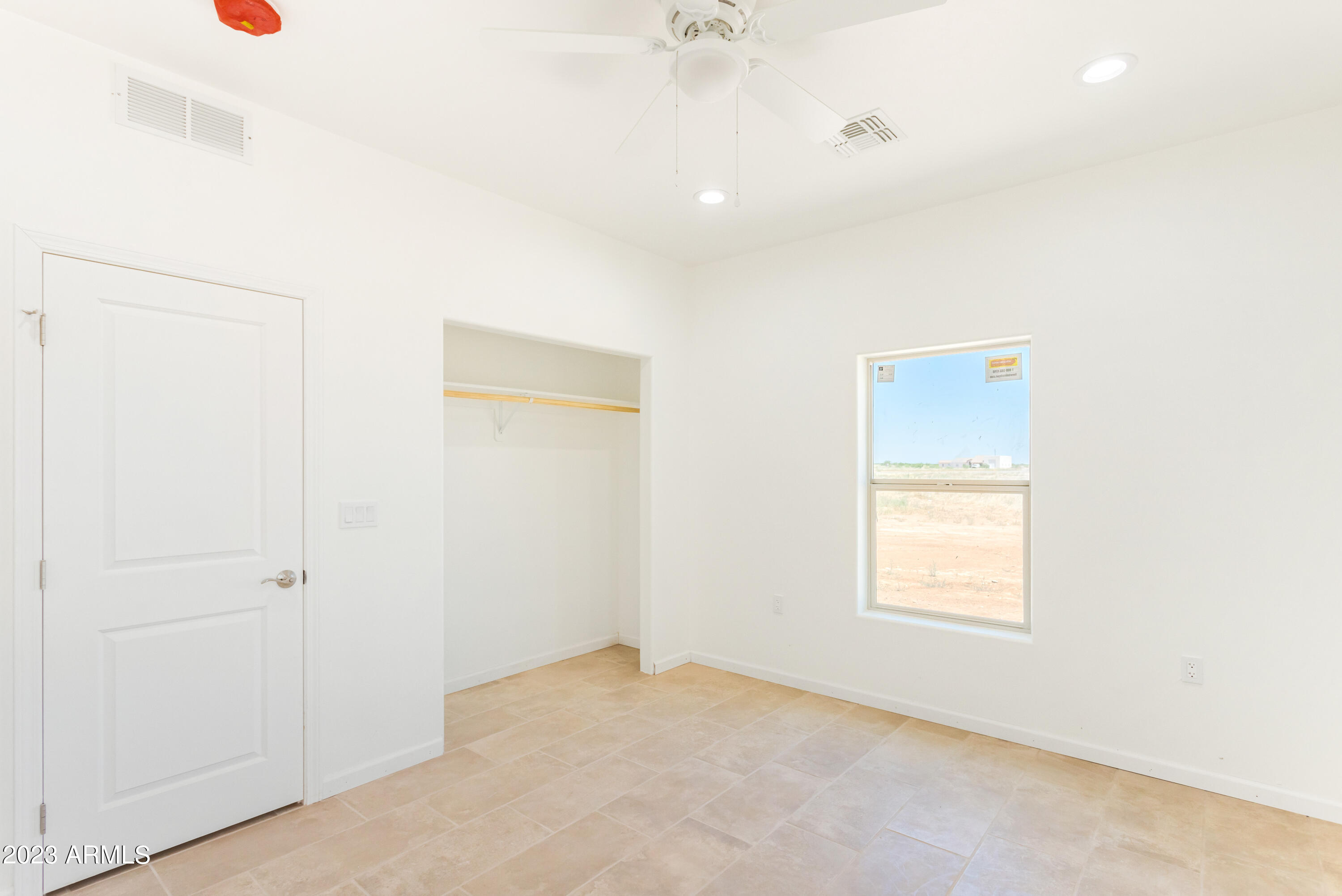 RANCHO ARIZONA - Residential