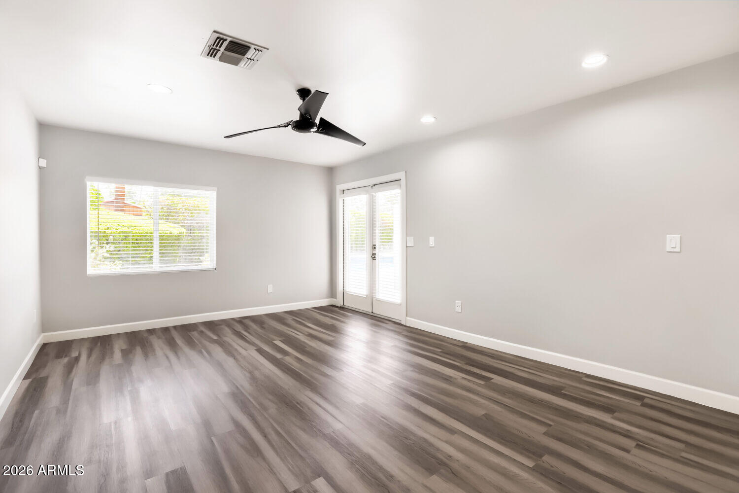 CASA BUENA 2 - Residential Lease