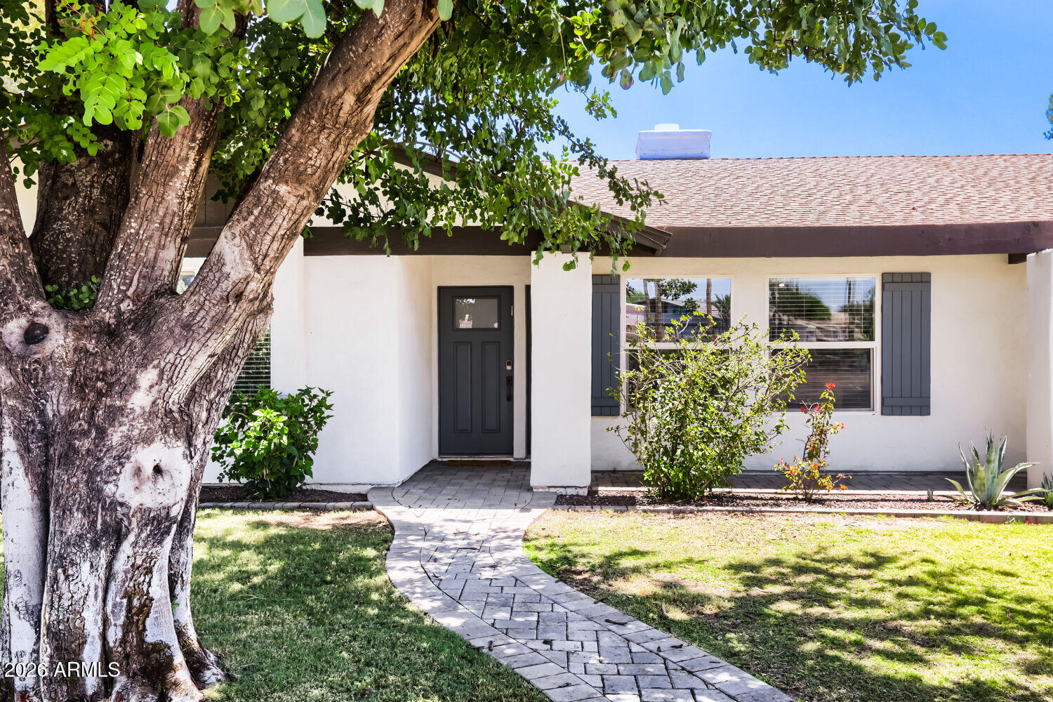 CASA BUENA 2 - Residential Lease