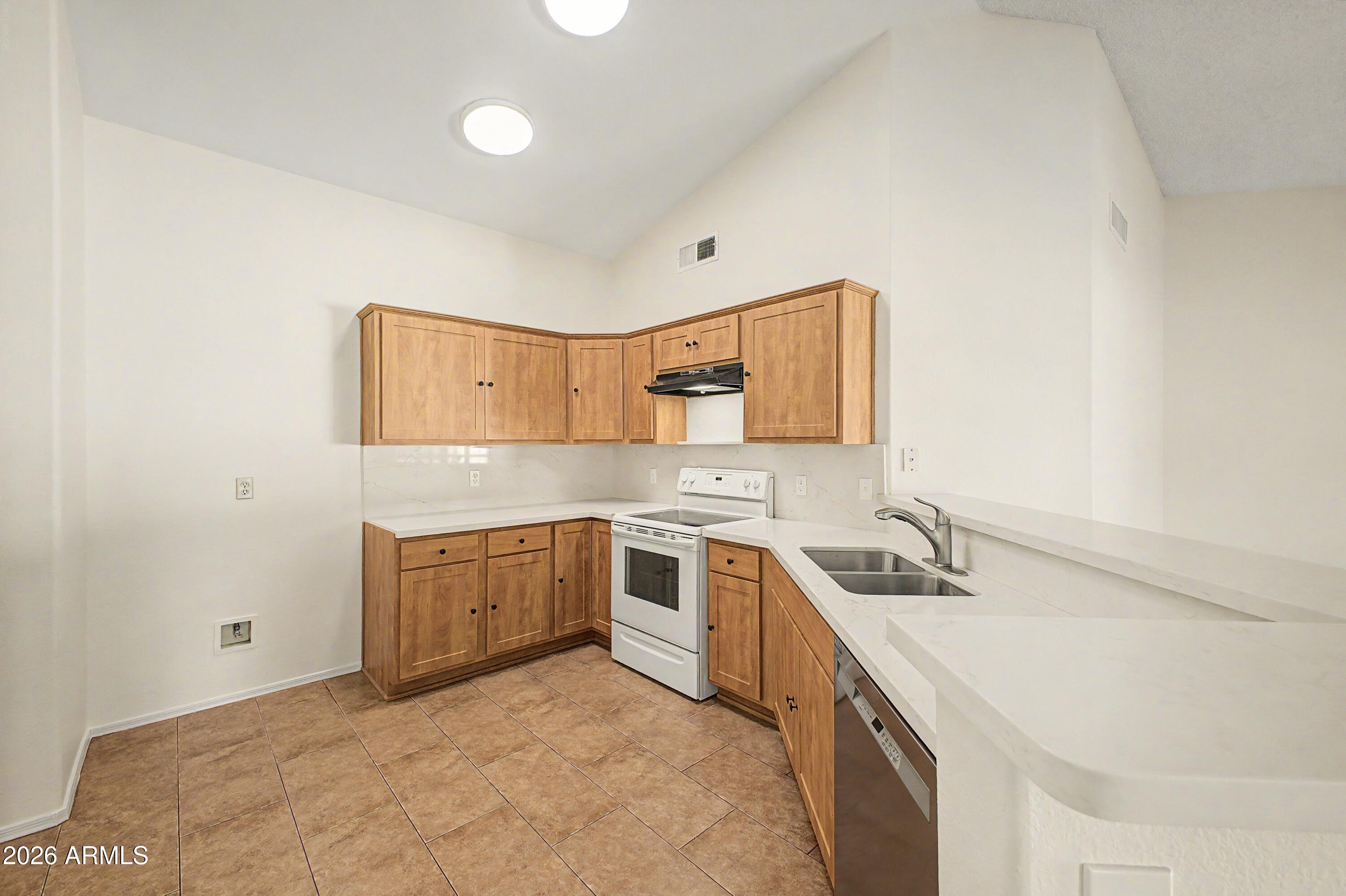 CRESCENT VILLAGE LOT 1-209 TR A-C - Residential