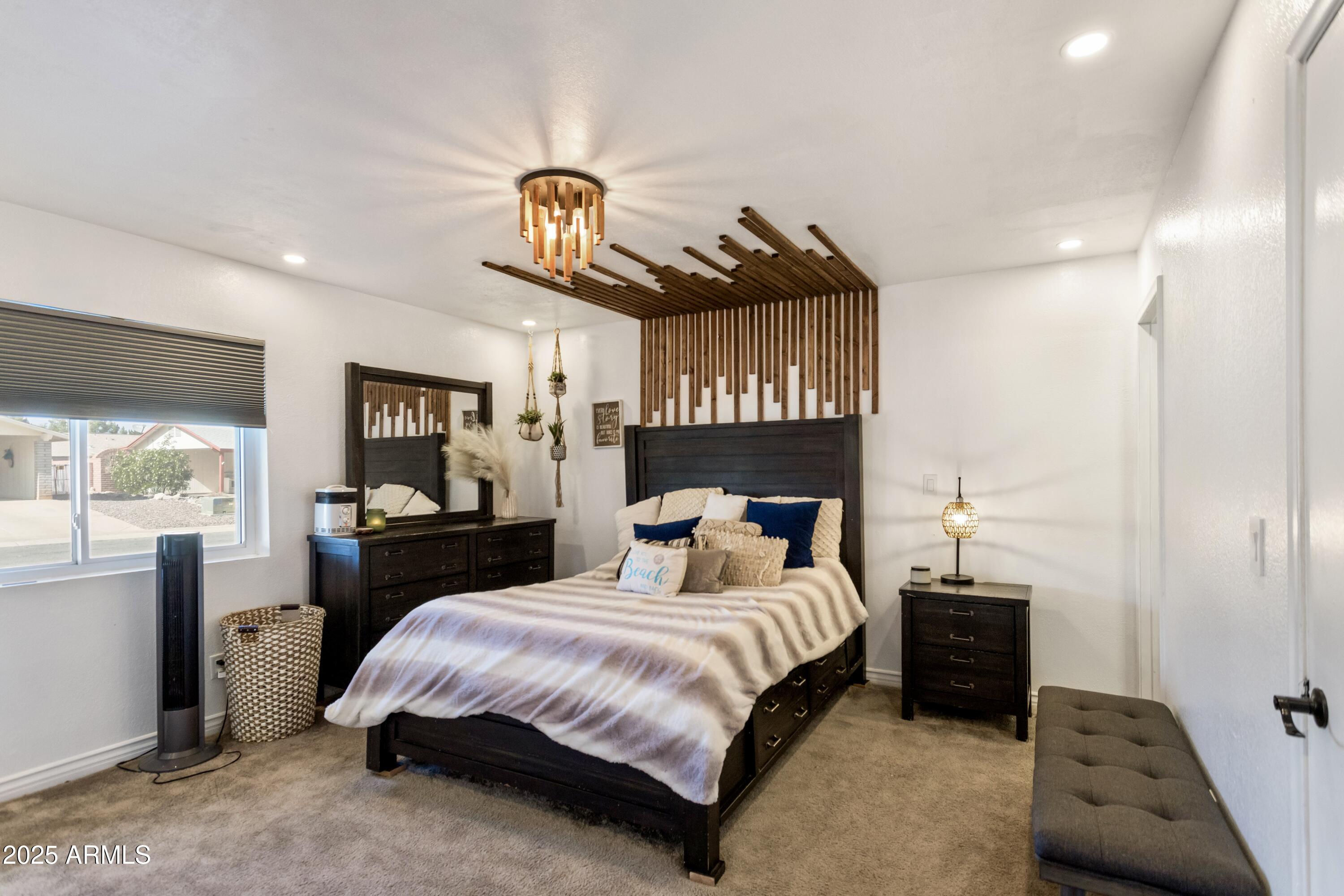 QUAIL HOLLOW - Residential