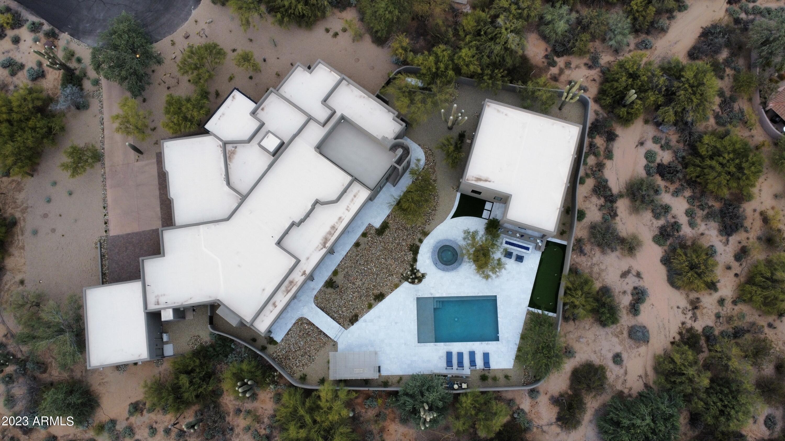 HAPPY VALLEY RANCH - Residential