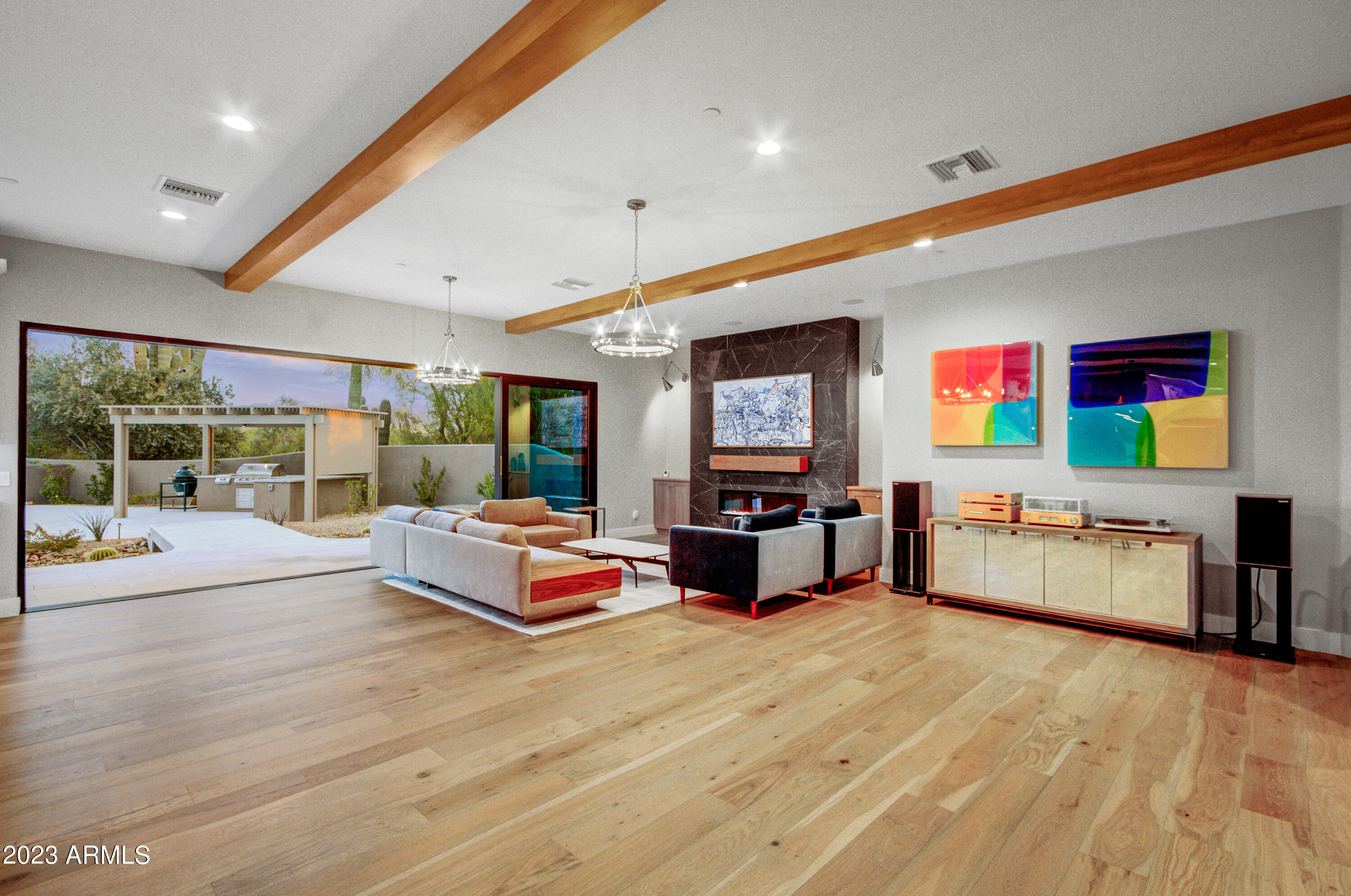 HAPPY VALLEY RANCH - Residential